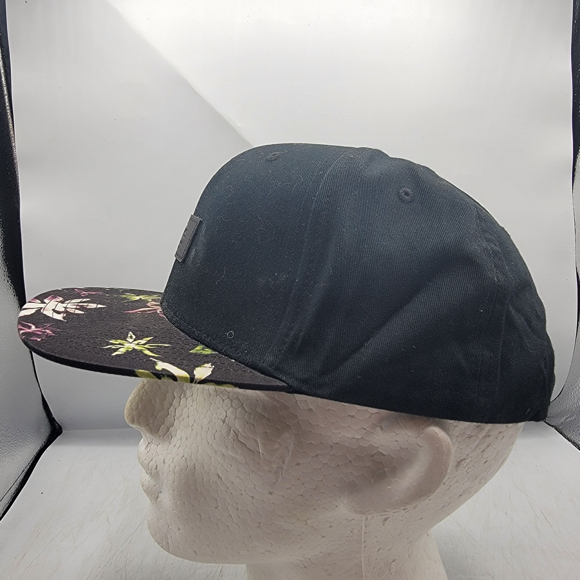 Vans Vans All Over It Floral Black Adjustable Snapback Hat Cap Ca Size ONE SIZE - 2 Thumbnail