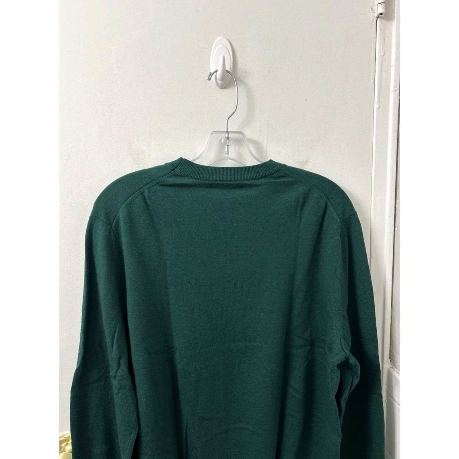 Banana Republic VINTAGE? No. Banana Republic Sweater Mens XL Green 100% Extra Fine Merino Wool Crewneck L/S Size US XL / EU 56 / 4 - 7 Thumbnail