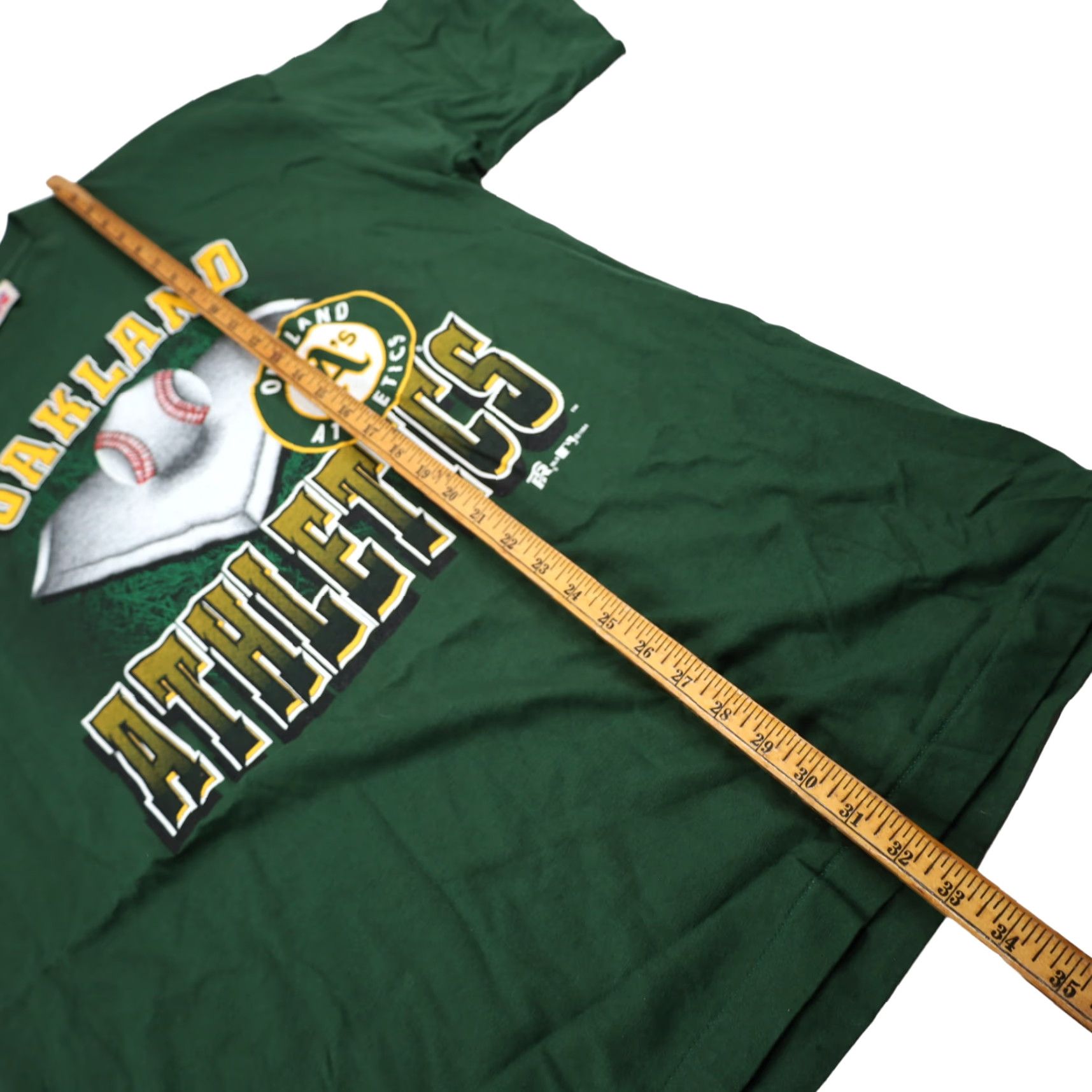 Vintage VINTAGE Oakland Athletics Mens XL T-Shirt Green Graphic Size US XL / EU 56 / 4 - 8 Thumbnail