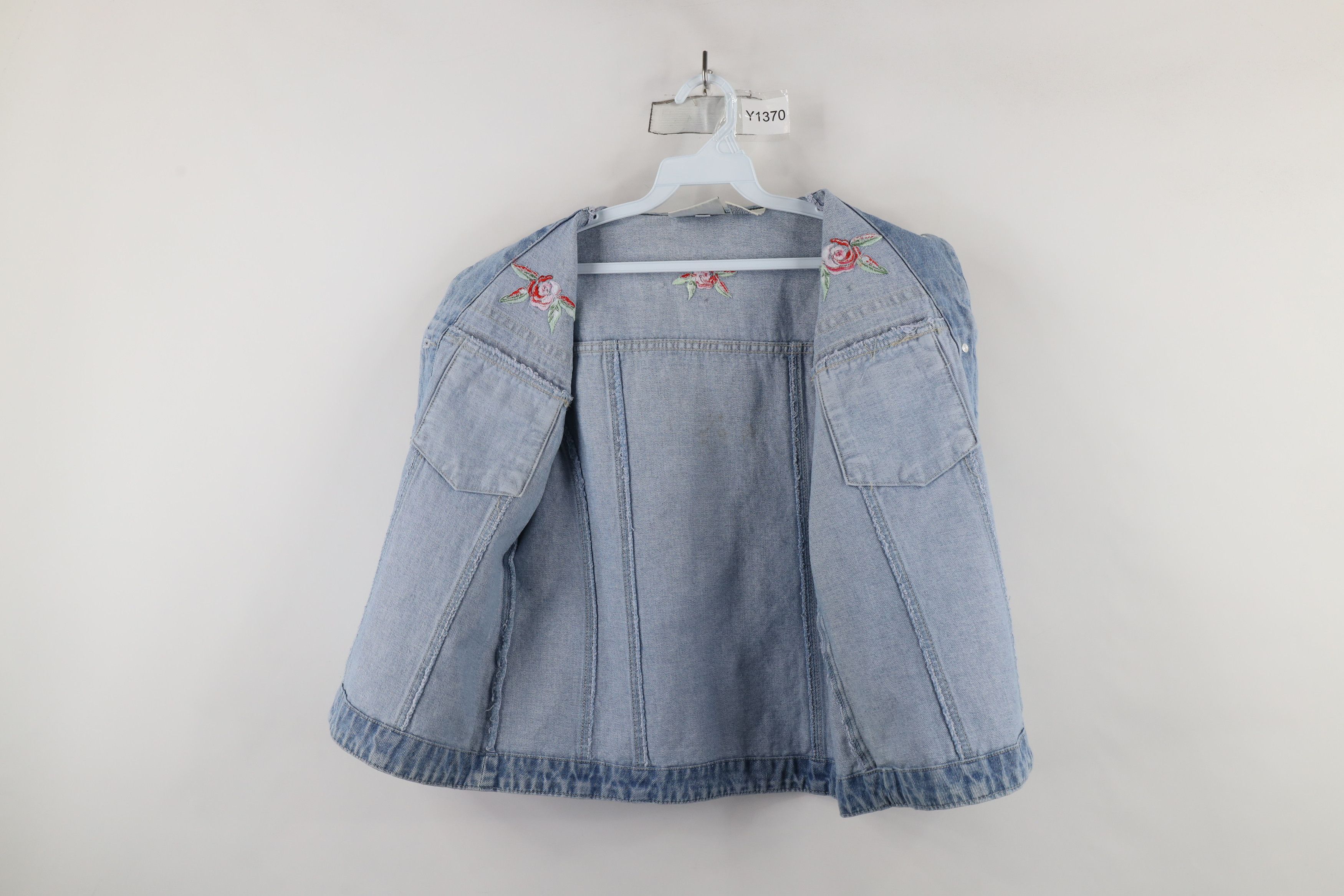 Vintage Vintage 90s Streetwear Flower Sequin Denim Jean Vest Jacket Size M / US 6-8 / IT 42-44 - 9 Thumbnail