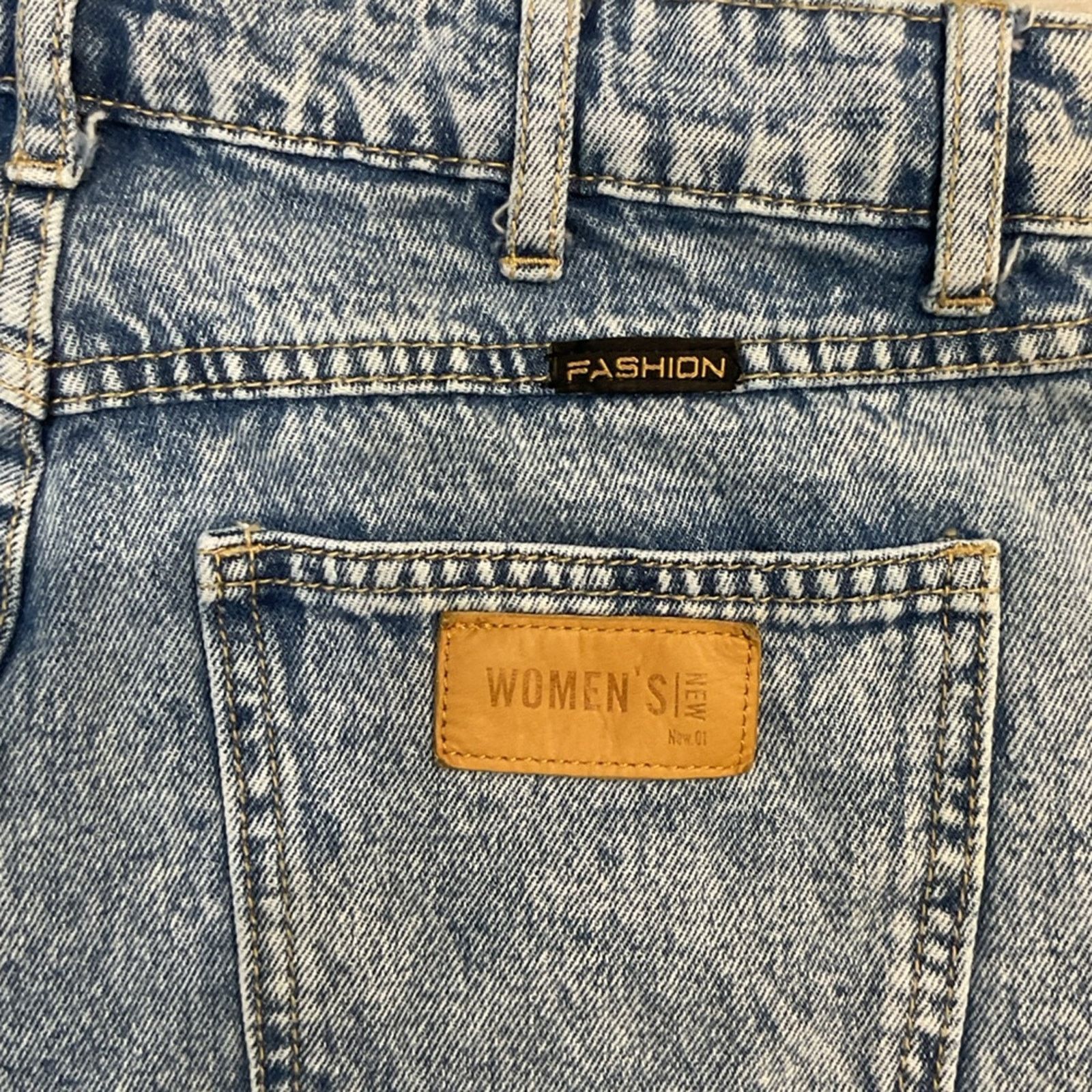 Shein Shein Mini Denim Shorts Size 27" / US 4 / IT 40 - 4 Thumbnail