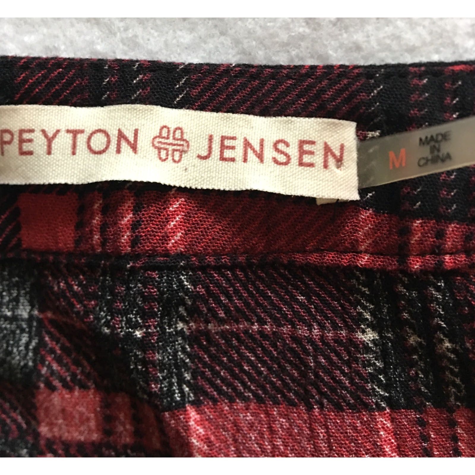 Vintage Peyton B Neck Shirt Womens Long Sleeve Plaid Check Casual Top M Red/Black Plaid V-Neck Button Mens Womens Girls? Size M / US 6-8 / IT 42-44 - 3 Thumbnail