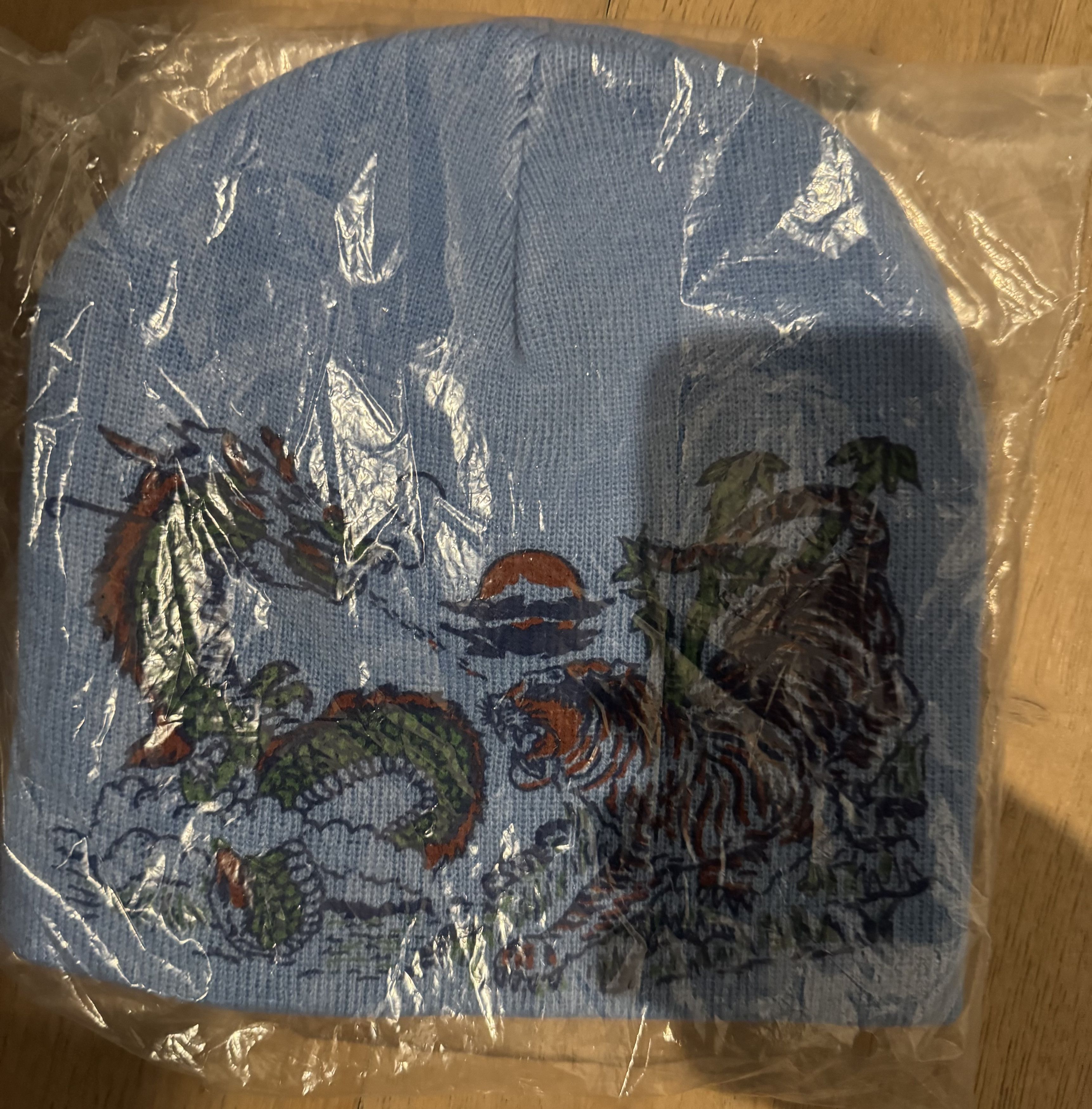 Supreme Dragon Beanie Size ONE SIZE - 2 Thumbnail