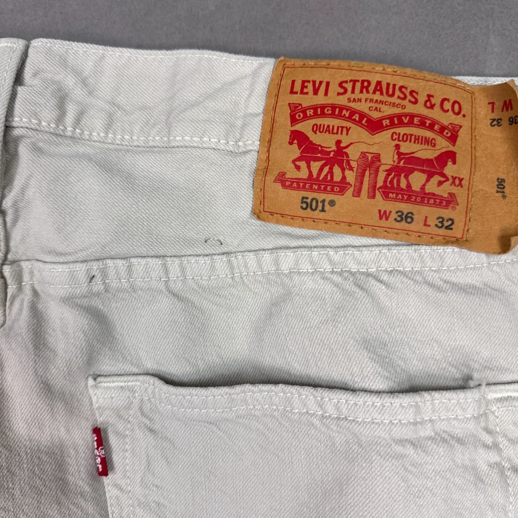 Levi's VINTAGE Levis 501 Jeans Mens 36x32 Beige Button Fly Denim Pants Faded Work Chore Office Size US 36 / EU 52 - 6 Thumbnail