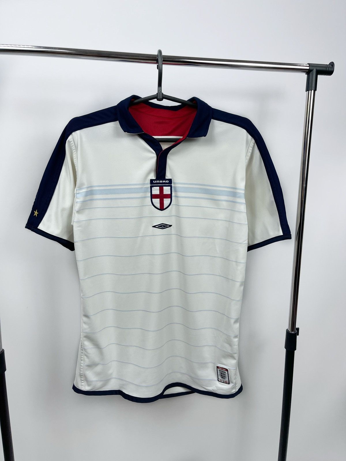 Umbro × Vintage England 2003/2005 Home Football Shirt Umbro Jersey Size S Size US S / EU 44-46 / 1 - 1 Thumbnail