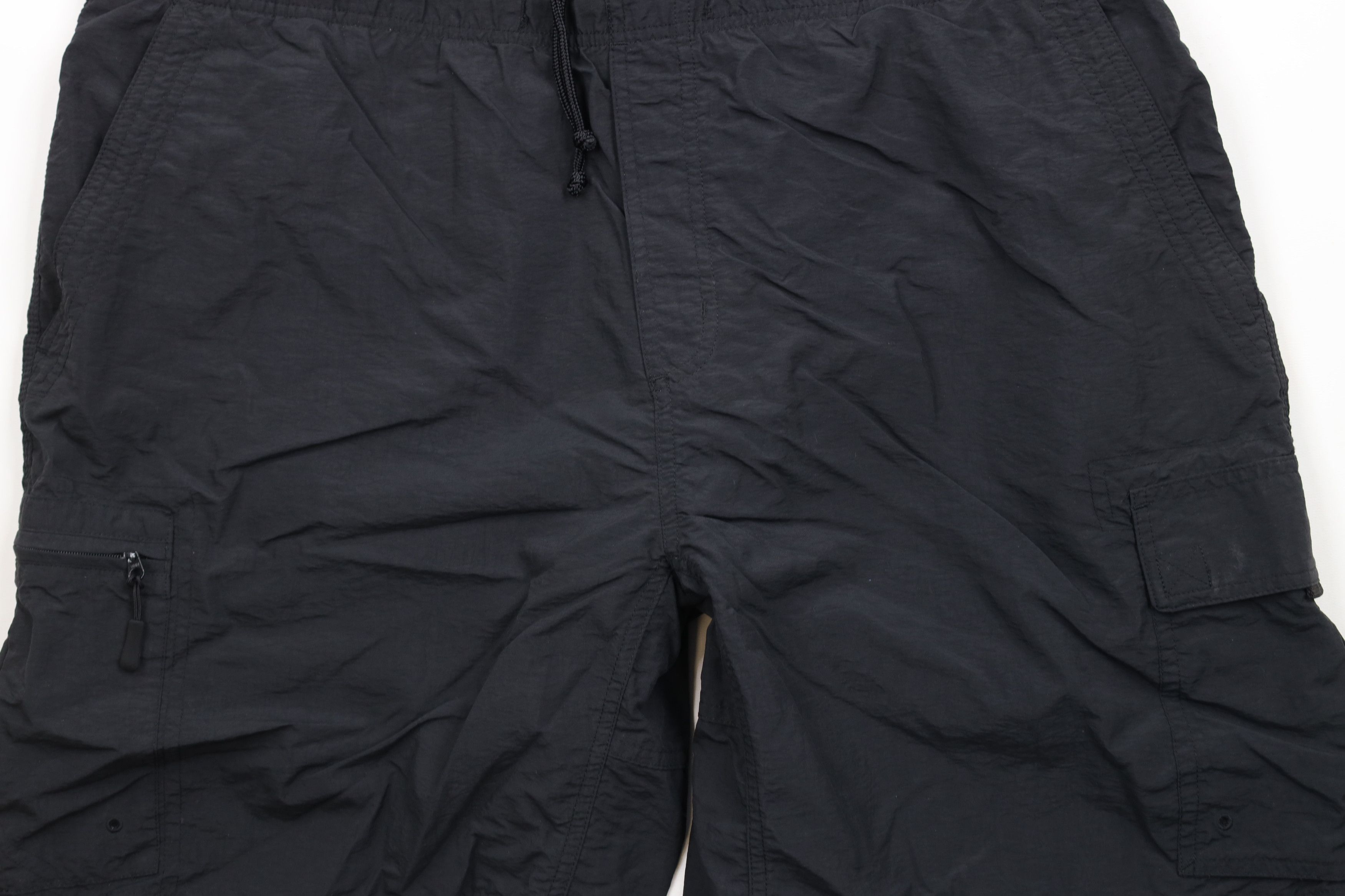 Columbia × Vintage Vintage Columbia Lined Above Knee Cargo Shorts Baggies Black Size US 36 / EU 52 - 3 Thumbnail
