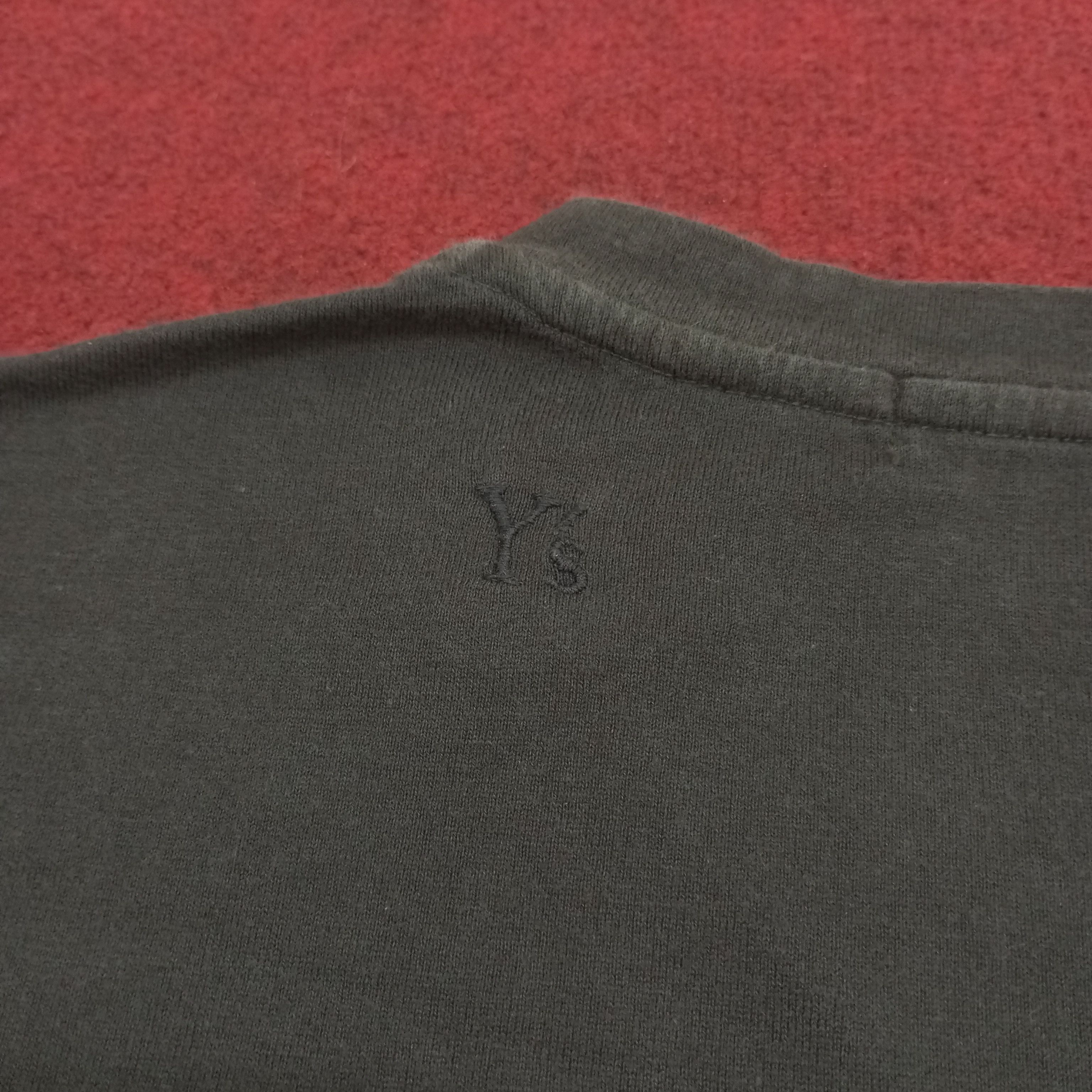 Designer Y's Yohji Yamamoto Japanese Designer Custom Art Logo Tshirt Size US L / EU 52-54 / 3 - 4 Thumbnail