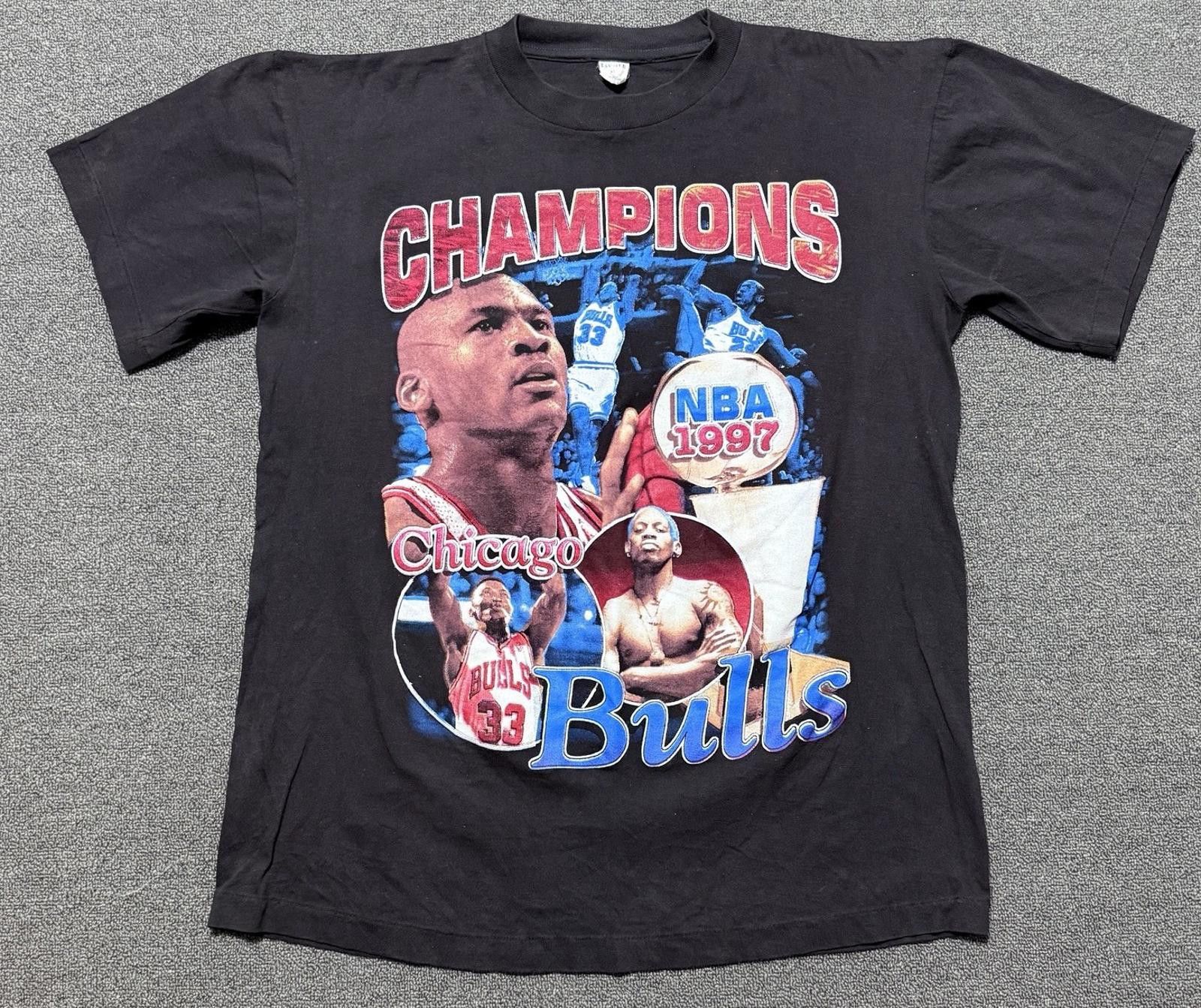 Other Vintage Chicago Bulls Bootleg Champions 1997 T-shirt size XL Size US XL / EU 56 / 4 - 1 Thumbnail