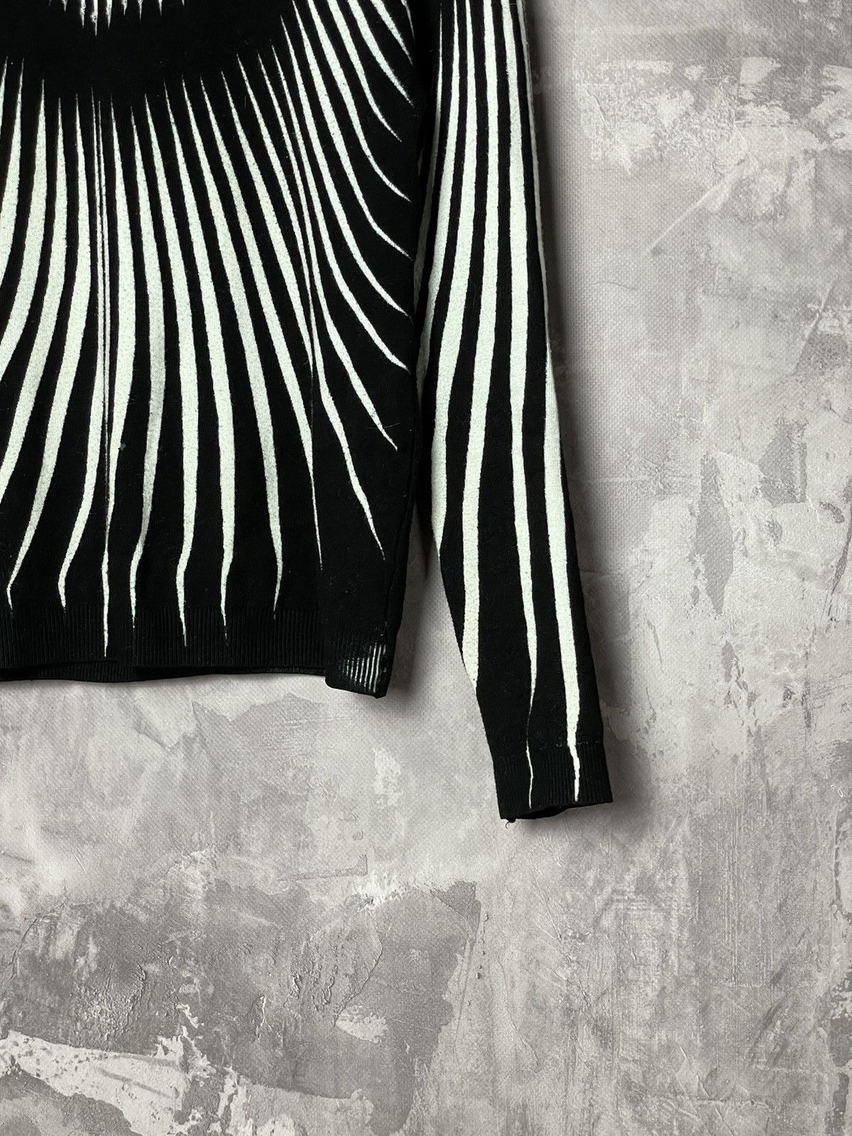 Vintage Vintage Y2K Japanese AFFLICTION Abstract Longsleeve 90 Style Size M / US 6-8 / IT 42-44 - 5 Thumbnail