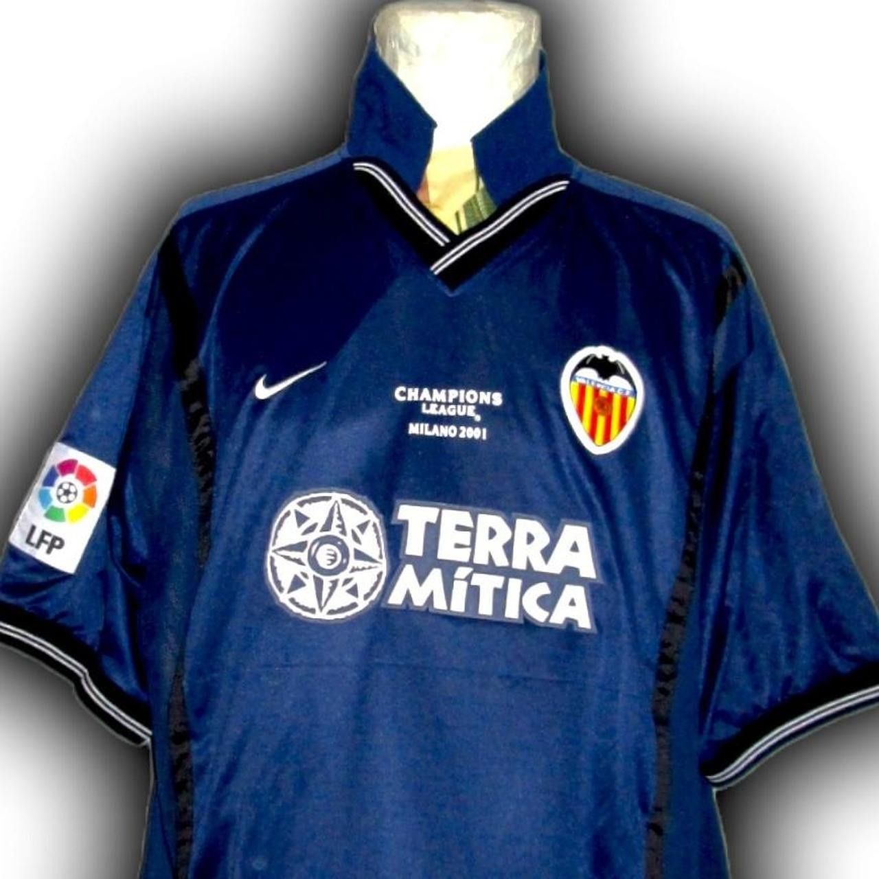 Nike Fc Valencia Spain 2001 2002 Away Shirt Jersey Size US XL / EU 56 / 4 - 1 Thumbnail