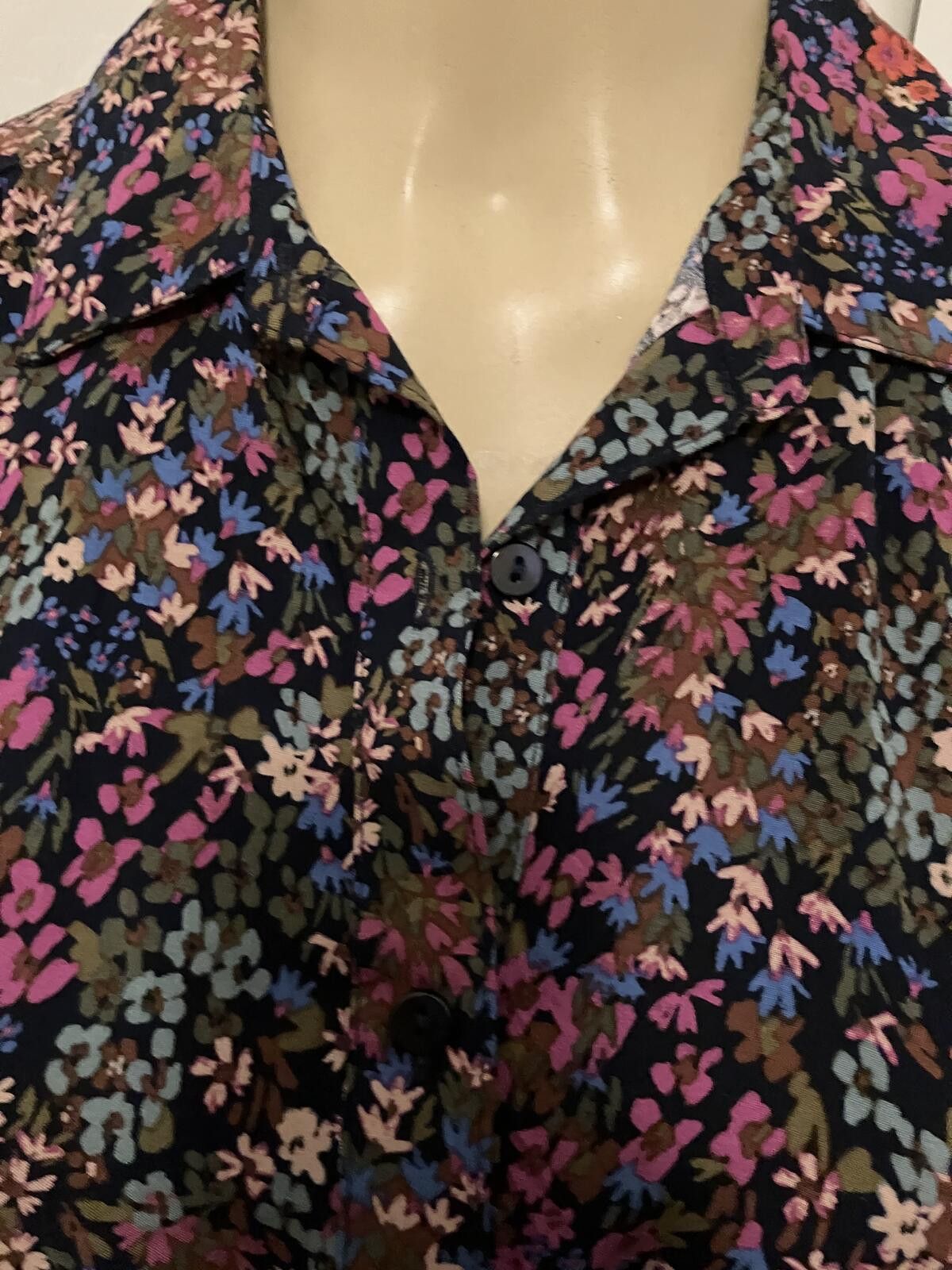 Other NWT Floral Button-Up Dress with Elastic Waist Size XS / US 0-2 / IT 36-38 - 3 Thumbnail