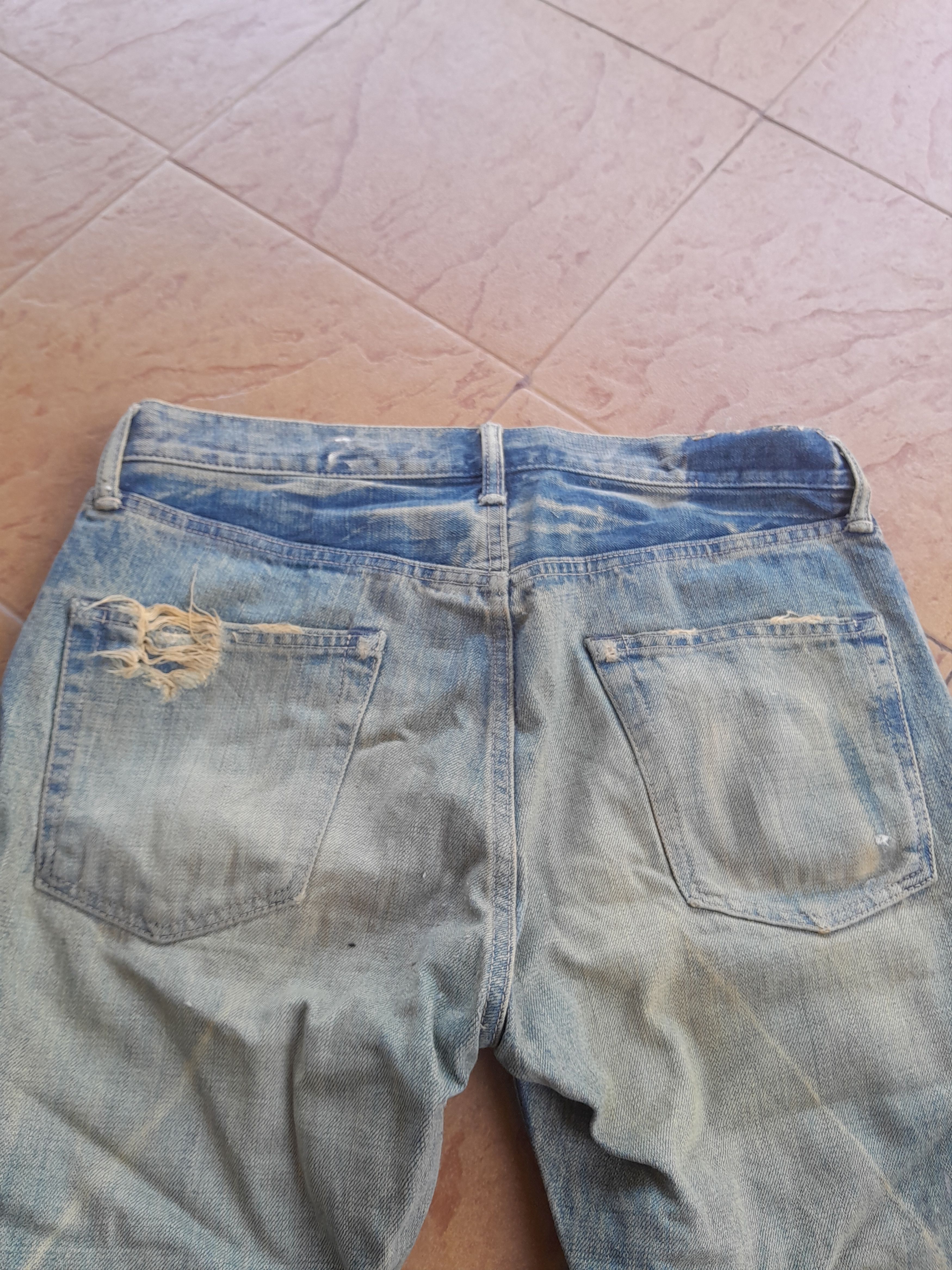Japanese Brand ❗FINAL DROP❗SPELLBOUND DISTRESSED DIRTY DENIM Size US 32 / EU 48 - 8 Thumbnail