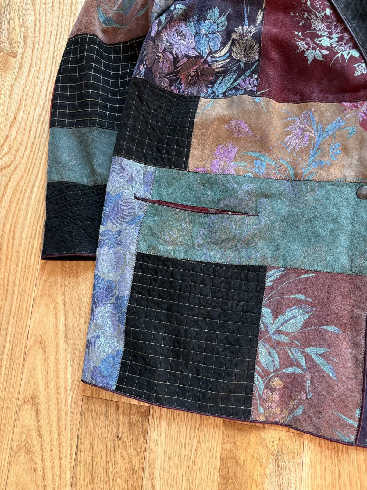 Roberto Cavalli Roberto Cavalli Vintage 80s Floral Patchwork Suede Blazer M Size US M / EU 48-50 / 2 - 6 Thumbnail