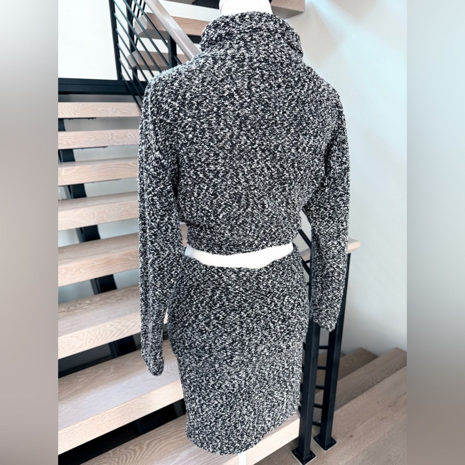 Other New Y2K Cozy and Stylish Black and White Knit Skirt size S Size S / US 4 / IT 40 - 4 Thumbnail