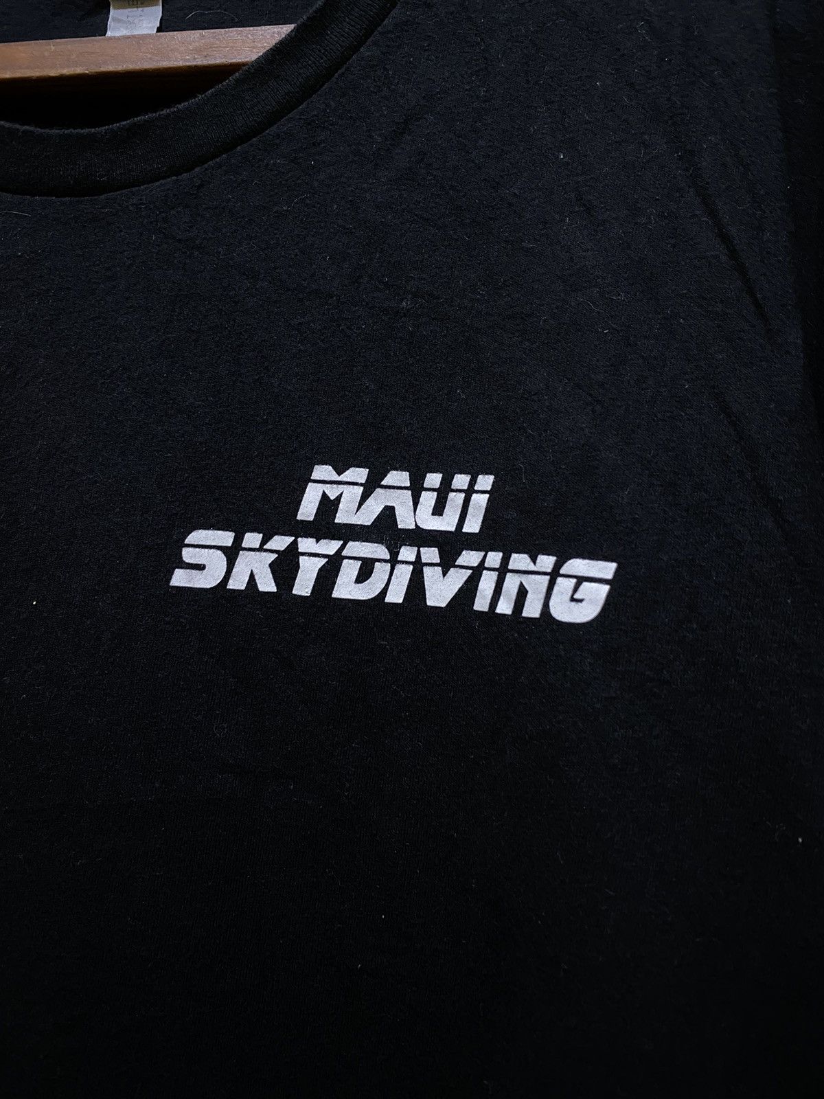 Next Level Apparel Maui Skydiving tshirt Size US L / EU 52-54 / 3 - 3 Thumbnail