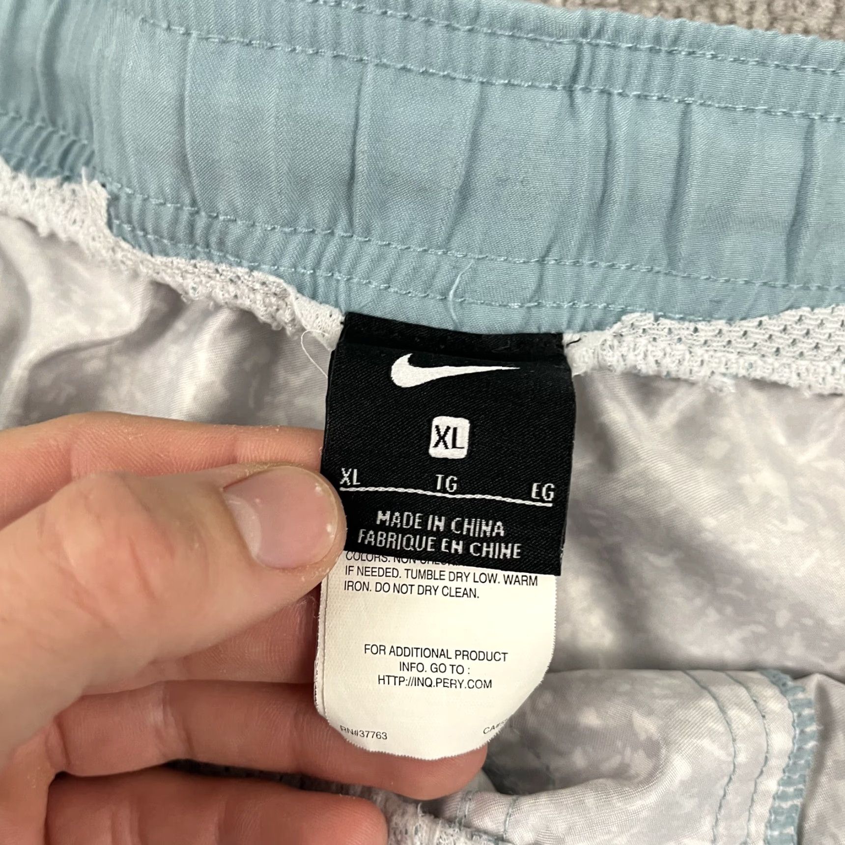 Nike Nike Shorts Mens XL Multicolor 9" Linerless Board Surf Geometric Camouflage Swim Trunks Size US 36 / EU 52 - 3 Thumbnail