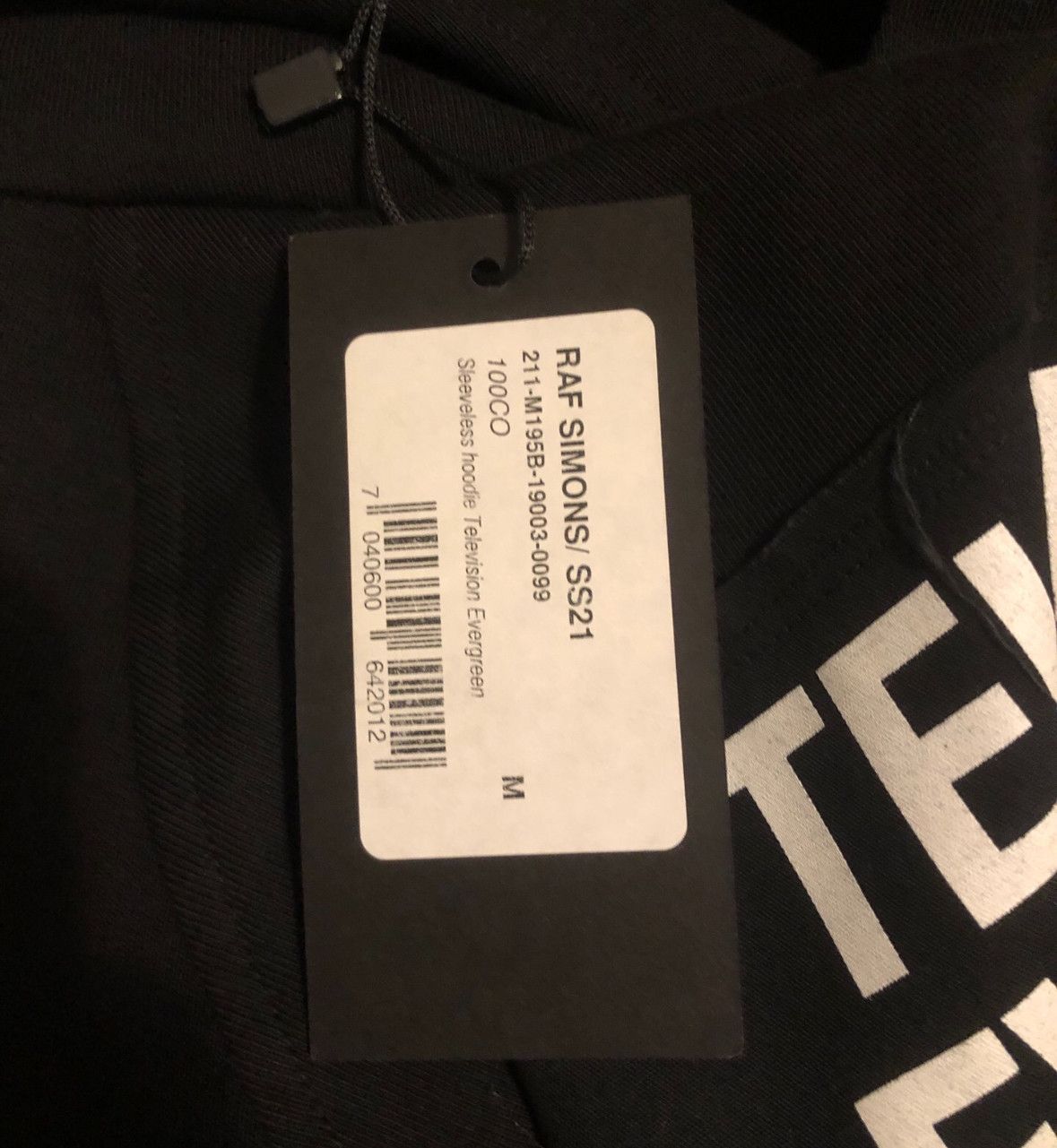 Raf Simons Raf Simons TV Slogan Sleeveless Hooded Sweatshirt Size US M / EU 48-50 / 2 - 7 Thumbnail