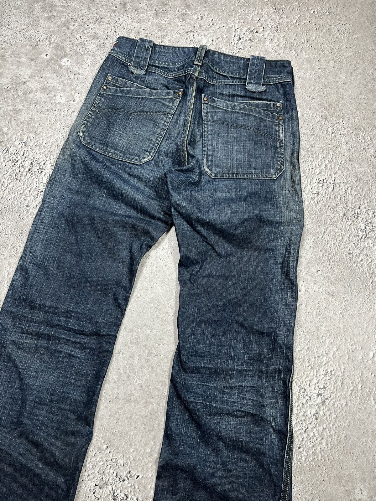 Diesel Diesel Morix Distressed Jeans Blue W27 L32 Size US 27 - 16 Thumbnail