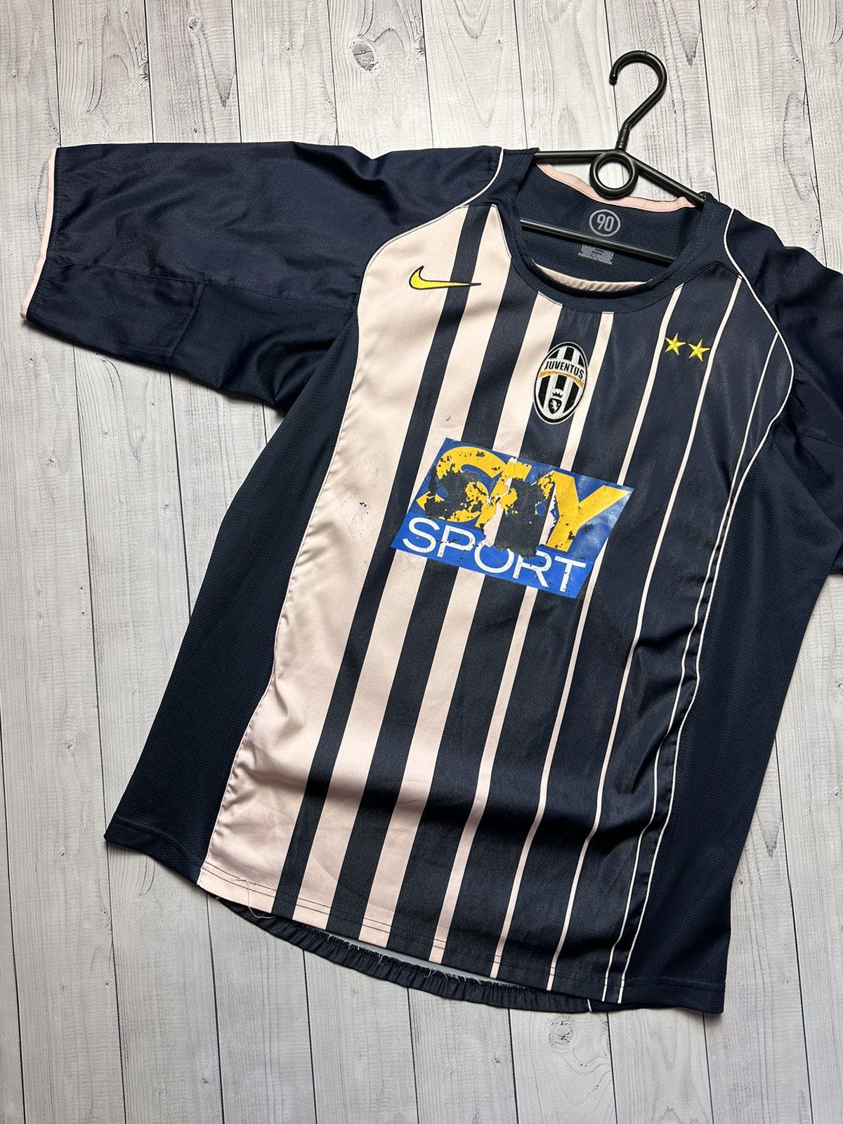 Nike × Vintage Vintage Juventus soccer jersey Nike striped pink rare L Size US L / EU 52-54 / 3 - 2 Thumbnail