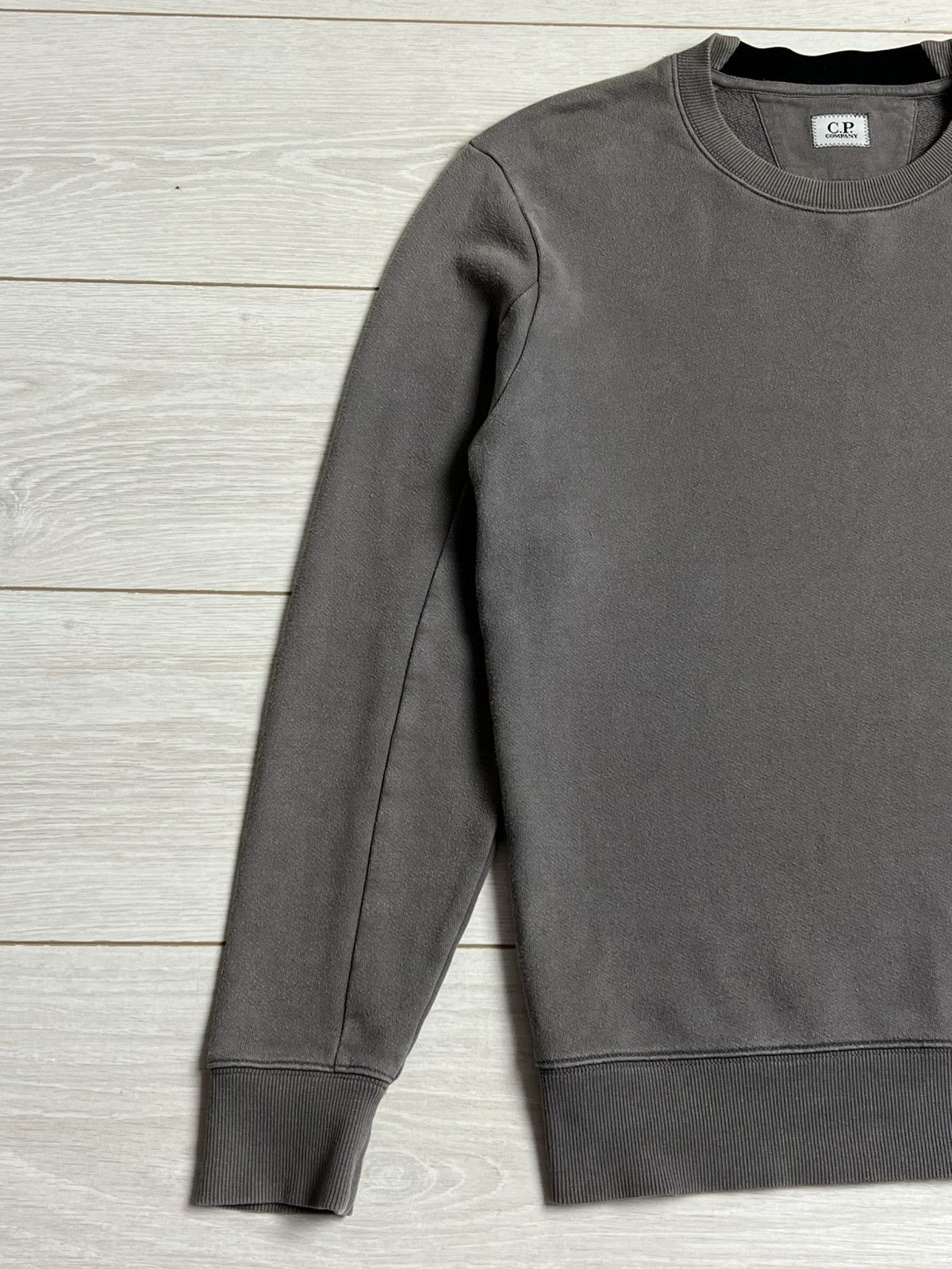 C.P. Company C.P. Company Arm Lens Crewneck Sweatshirt Grey SS20 Size US S / EU 44-46 / 1 - 2 Thumbnail