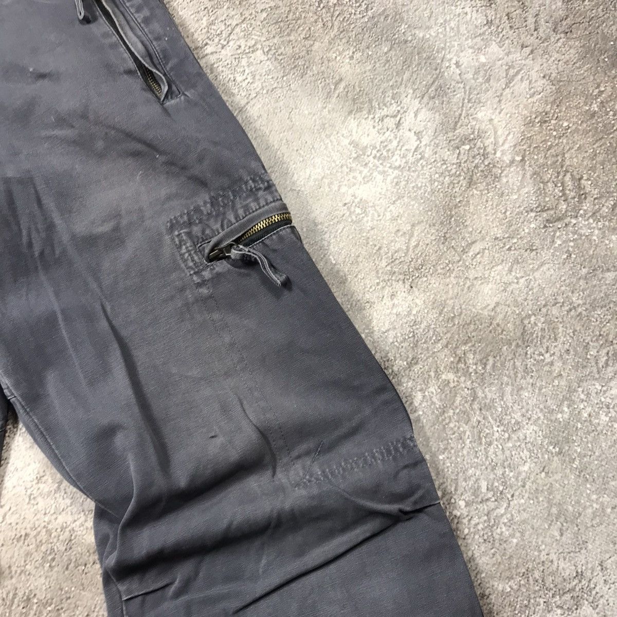 Vintage Vintage Y2K Baggy Cargo Pants Distressed Techwear Logo 29 Size US 29 - 3 Thumbnail