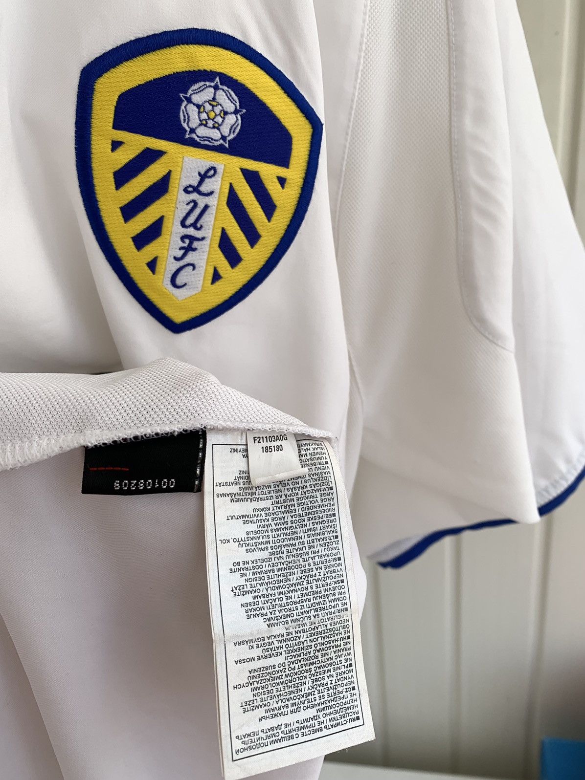 Vintage Nike Leeds United FC Vintage 2002 Home Soccer Jersey Size XL Size US XL / EU 56 / 4 - 11 Thumbnail