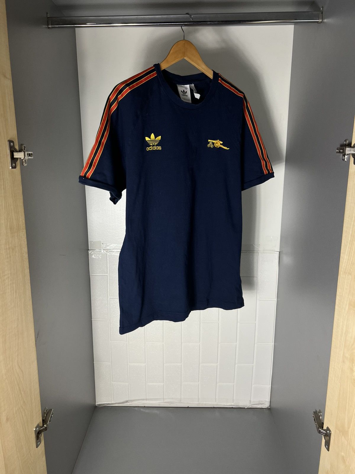 Adidas VINTAGE ADIDAS FC ARSENAL LONDON ENGLAND SOCCER JERSEY RETRO Size US XL / EU 56 / 4 - 3 Thumbnail