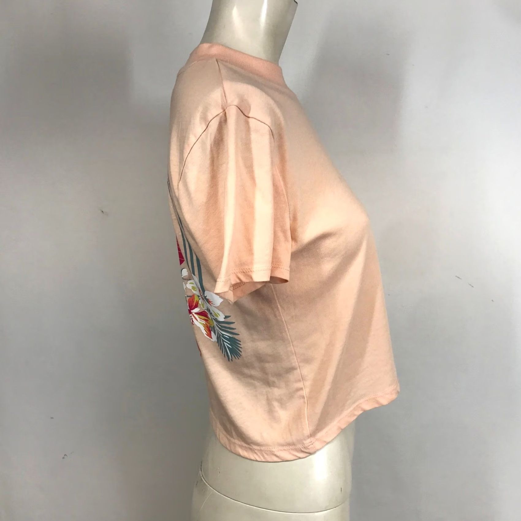 Volcom VINTAGE Volcom Peach Cropped Aloha Wave Graphic Pocket T Shirt Women's XS Size XS / US 0-2 / IT 36-38 - 5 Thumbnail