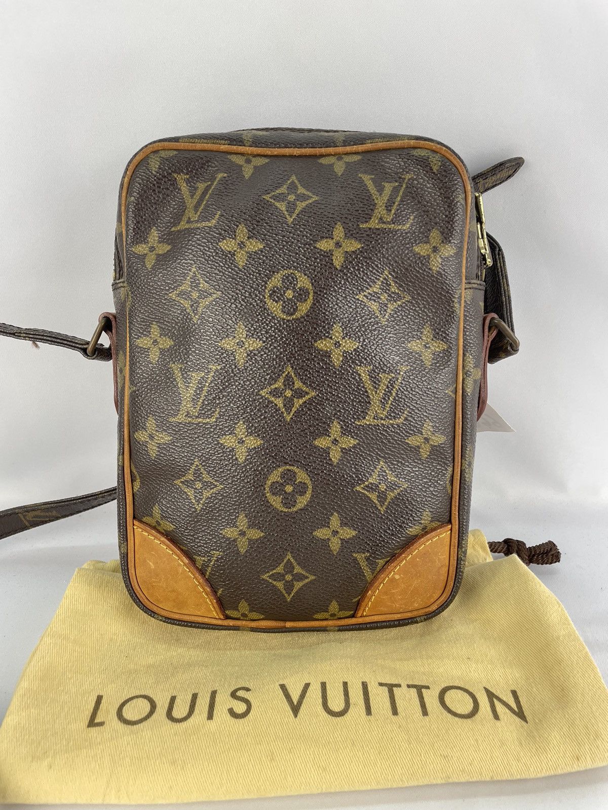 Louis Vuitton Authentic Louis Vuitton Danube Crossboday bag monogram Size ONE SIZE - 7 Thumbnail