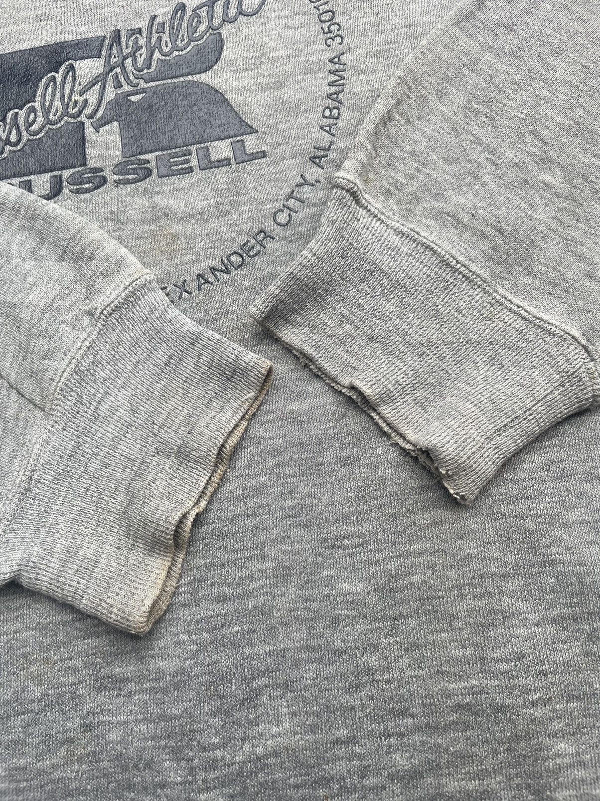 Russell Athletic Vintage Russell Athletic Crewneck Size US L / EU 52-54 / 3 - 12 Thumbnail