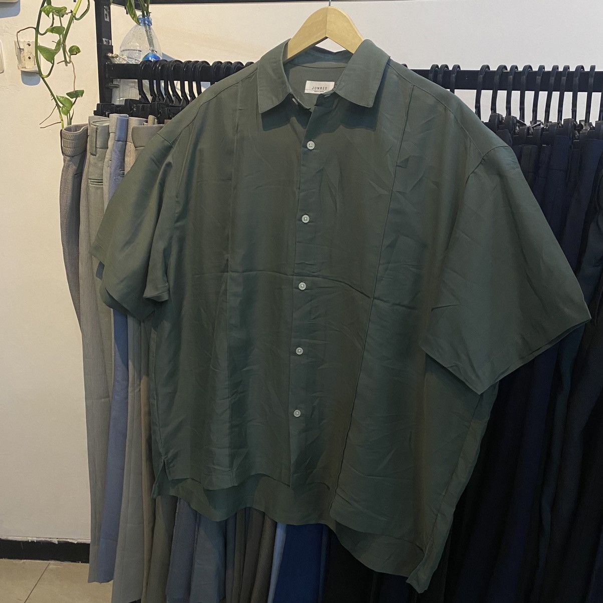 Japanese Brand Jun red tokyo japan city boy shirt cool materials Size US XL / EU 56 / 4 - 3 Thumbnail