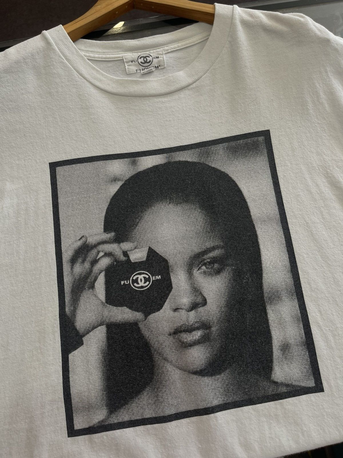 Rihanna Fuck Em Rihanna Portrait T Shirt XL Size US XL / EU 56 / 4 - 6 Thumbnail