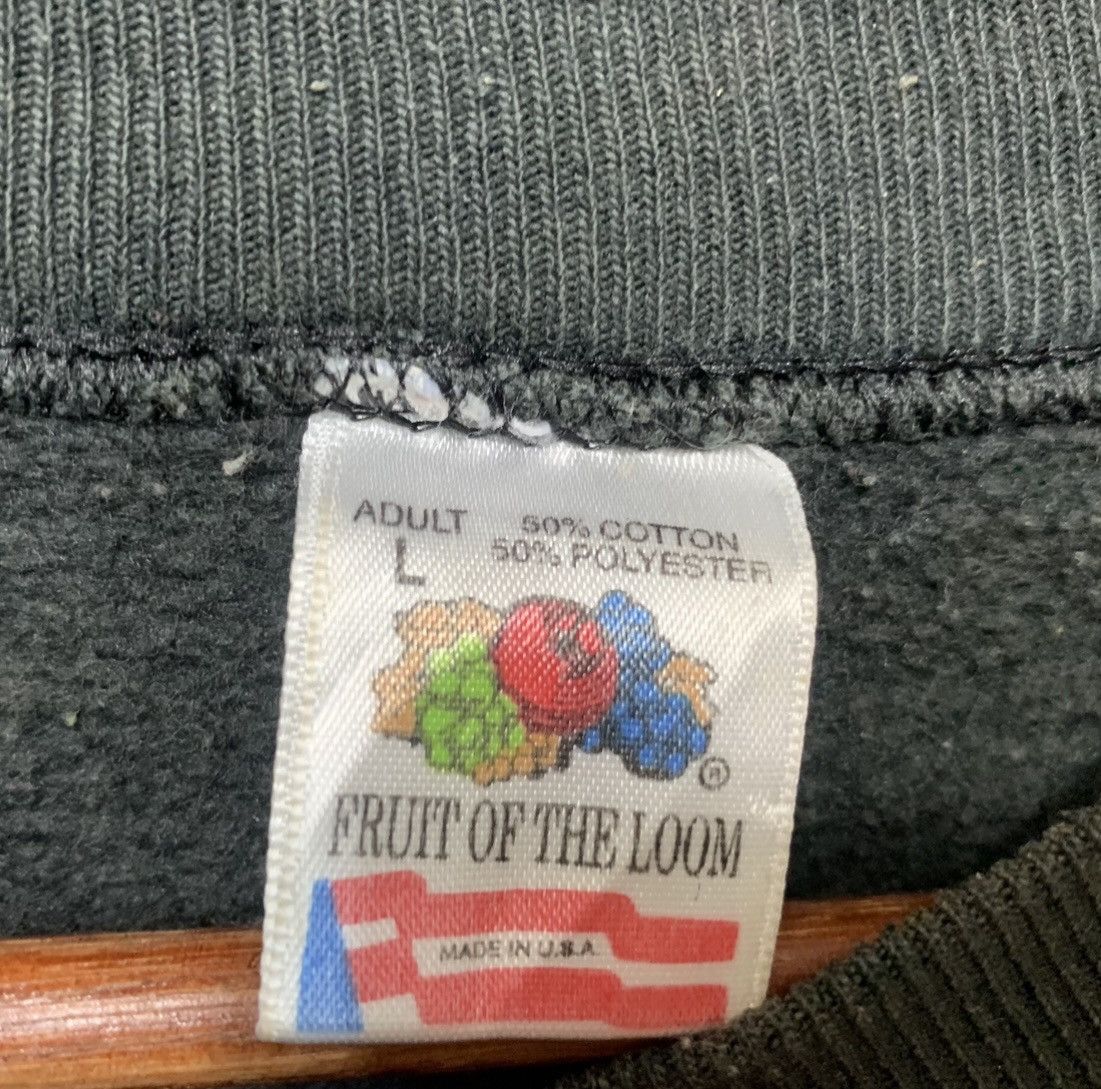 Vintage Vintage 90s Fruit of the loom Over Print Leopard Sweatshirt Size US L / EU 52-54 / 3 - 7 Thumbnail