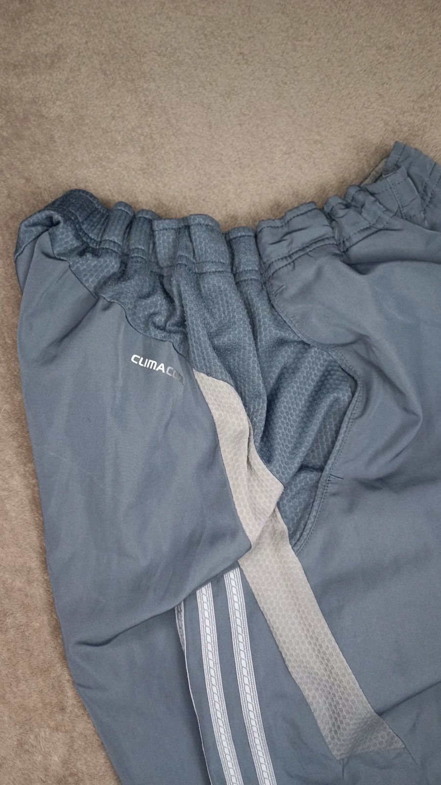 Vintage Adidas vintage Y2K parachute track pants Size US 32 / EU 48 - 5 Thumbnail