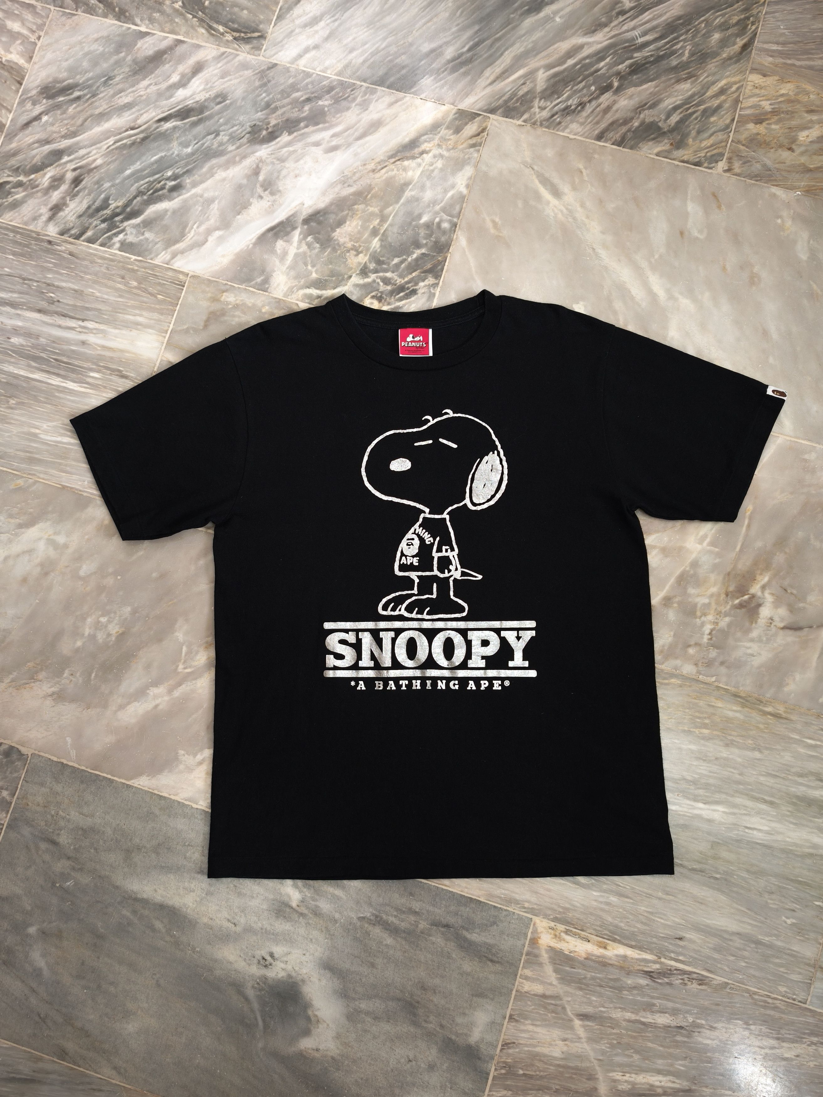 Bape × Peanuts Peanuts x A Bathing Ape 2014 Tee - Snoopy Size US M / EU 48-50 / 2 - 1 Thumbnail