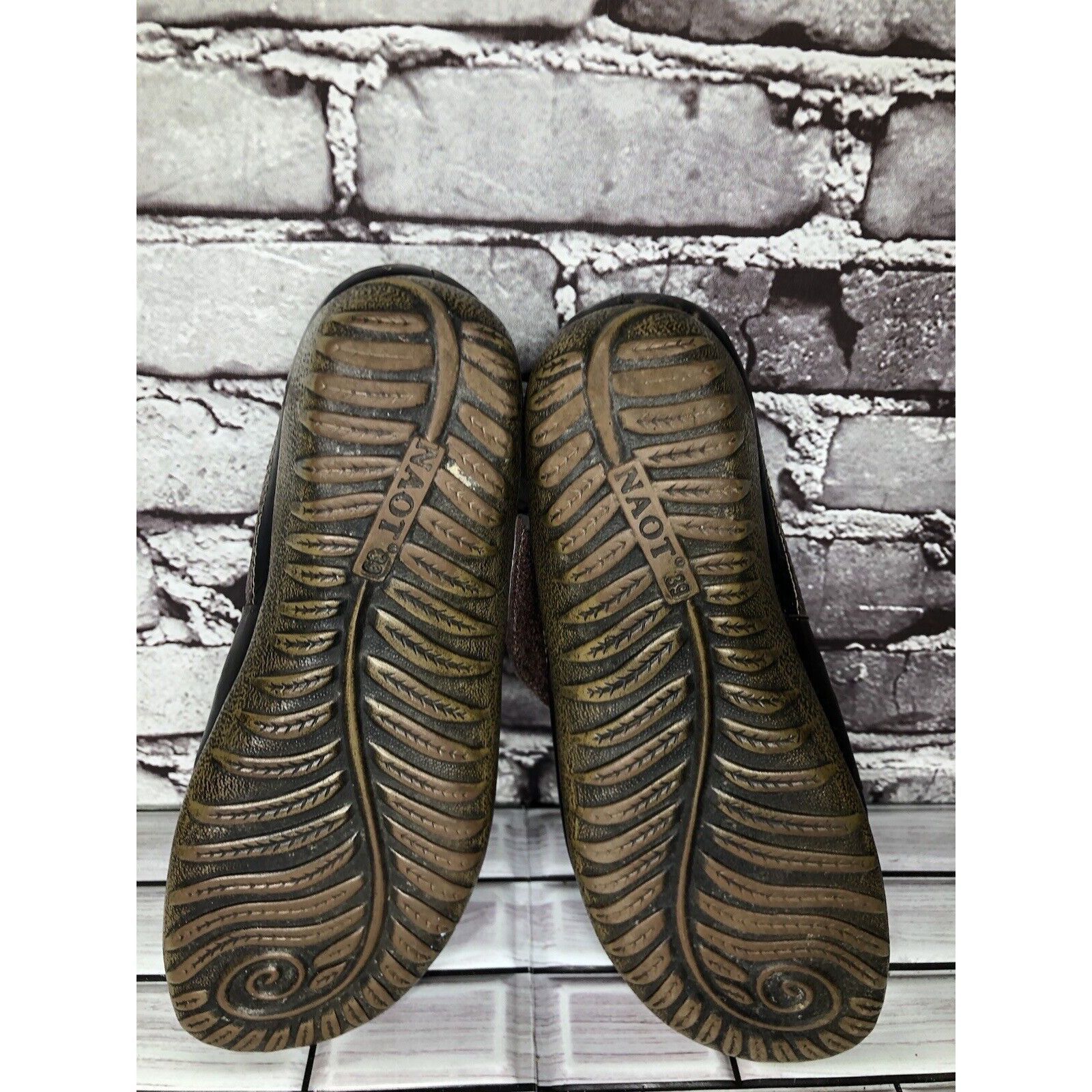Other Naot Aroha Brown Bronze Snake Leather MaryJane Strap Shoes W Size US 8.5 / IT 38.5 - 7 Thumbnail