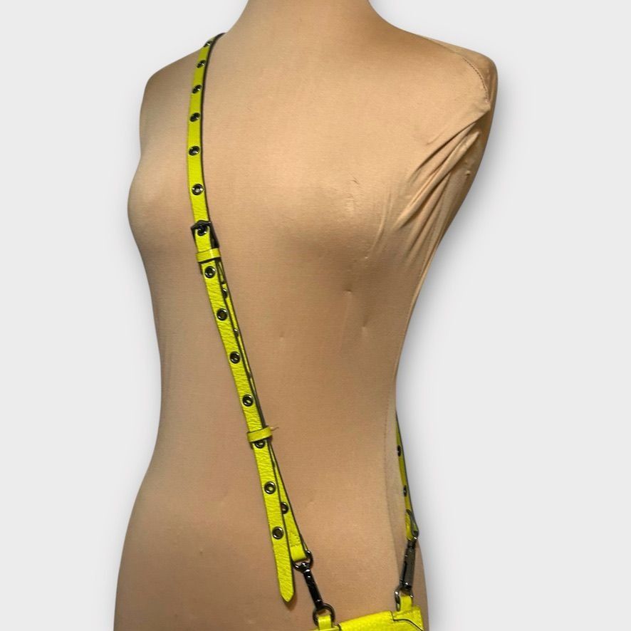 Other Aimee Kestenberg Leather Phone Crossbody Bag Neon Yellow Tr Size ONE SIZE - 7 Thumbnail