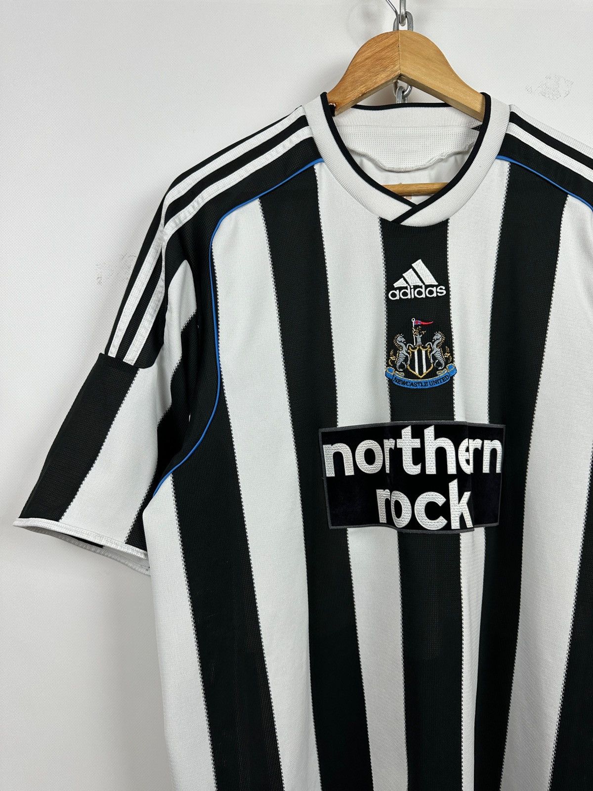 Adidas 2009/10 Adidas Newcastle United Vintage Soccer Jersey Size US XL / EU 56 / 4 - 5 Thumbnail