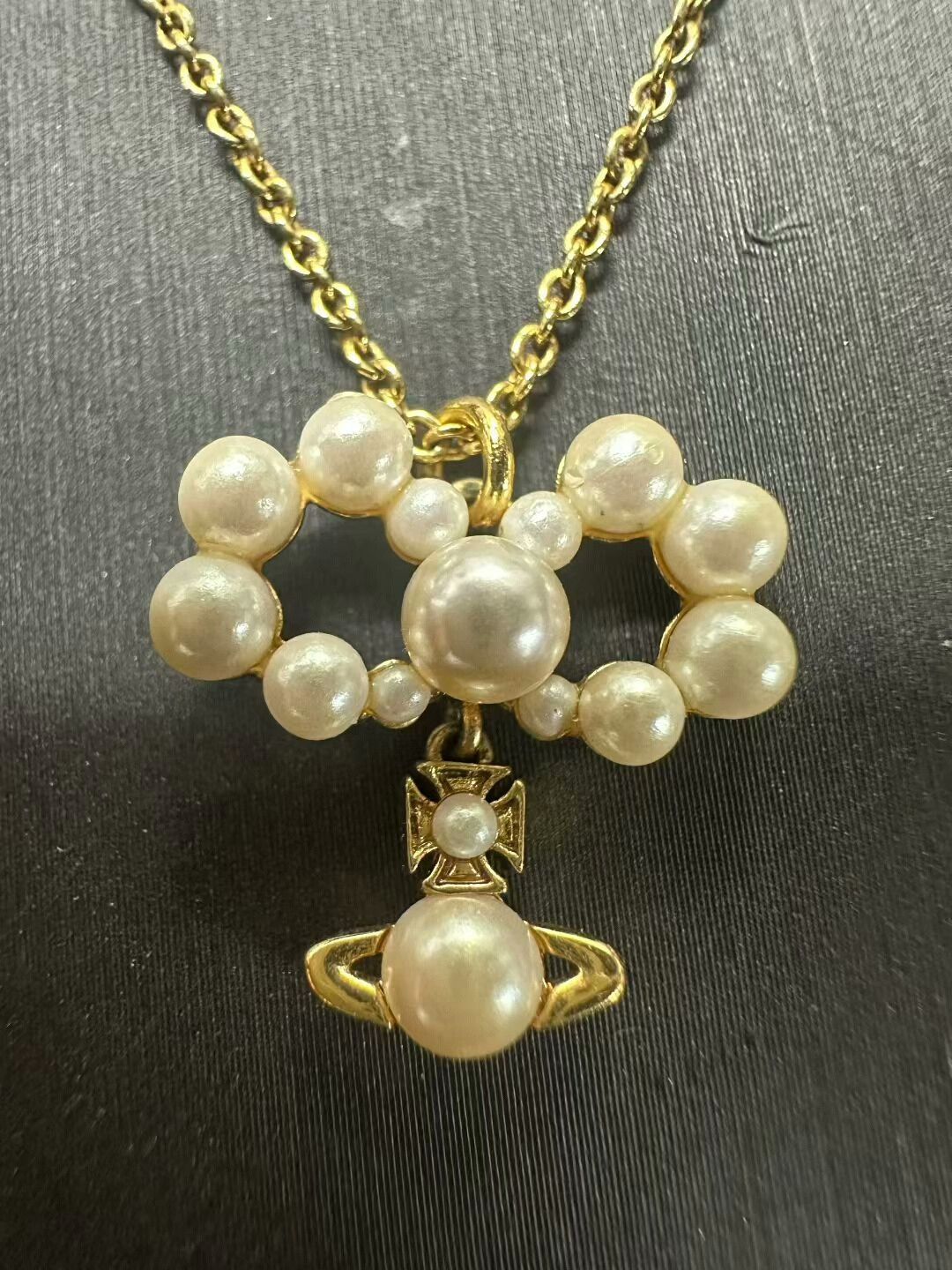 Vivienne Westwood Vivienne Westwood Saturn Necklace with Pearls Size ONE SIZE - 1 Thumbnail