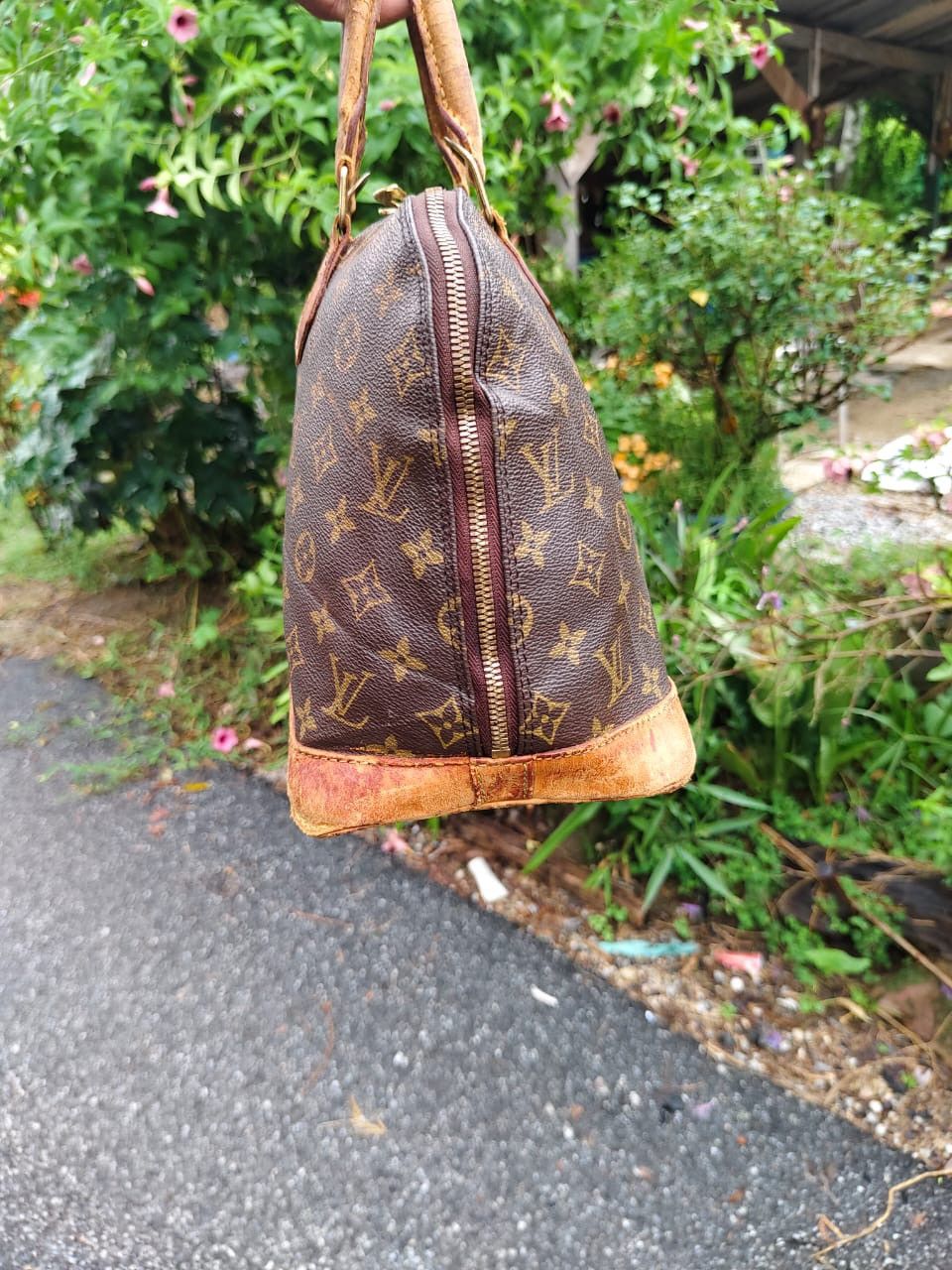 Louis Vuitton Authentic Vintage Louis Vuitton Alma PM DEFECTTED JUNK Size ONE SIZE - 3 Thumbnail