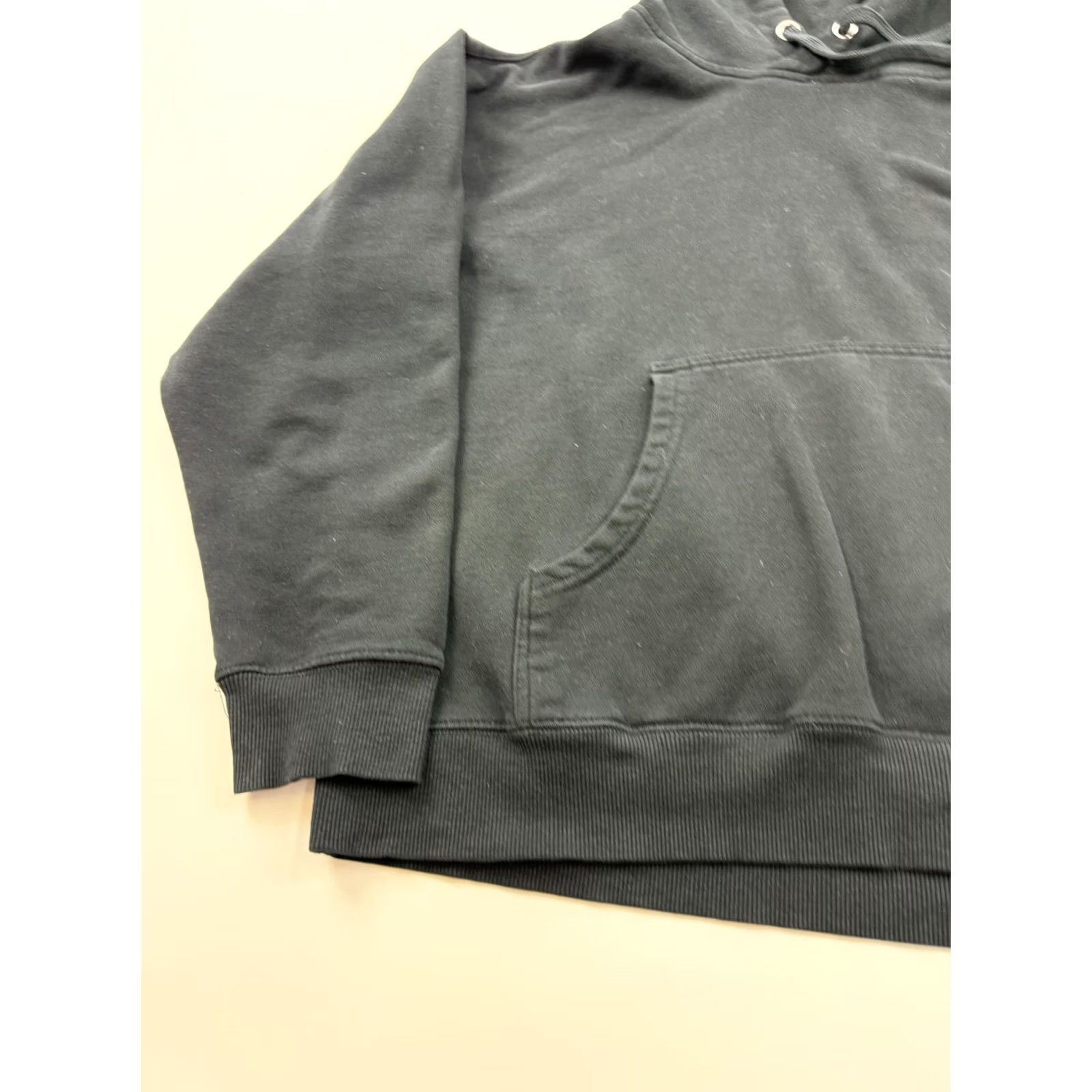 Ariat VINTAGE? No. Ariat Hoodie Sweatshirt Mens M Black Fleece Pullover Logo Kangaroo Pocket Shirt Size US M / EU 48-50 / 2 - 3 Thumbnail