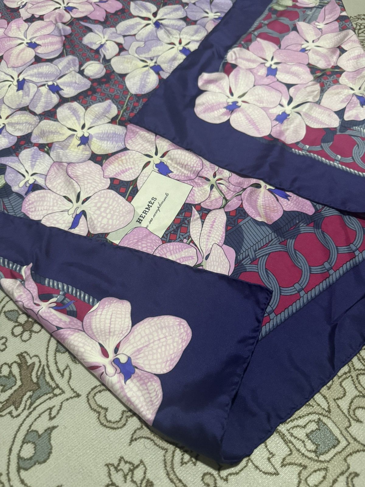 Hermes Carré Hermès "souvenirs d asie" Orchid Floral Motive Silk Size ONE SIZE - 4 Thumbnail
