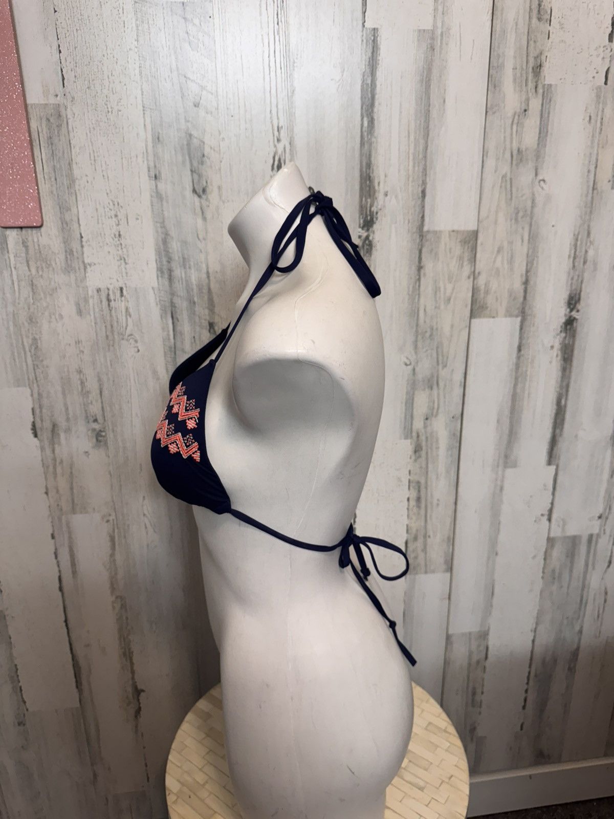 Other Atmosphere Bikini Top Embroidered Triangle Swim Size 8 Size ONE SIZE - 3 Thumbnail