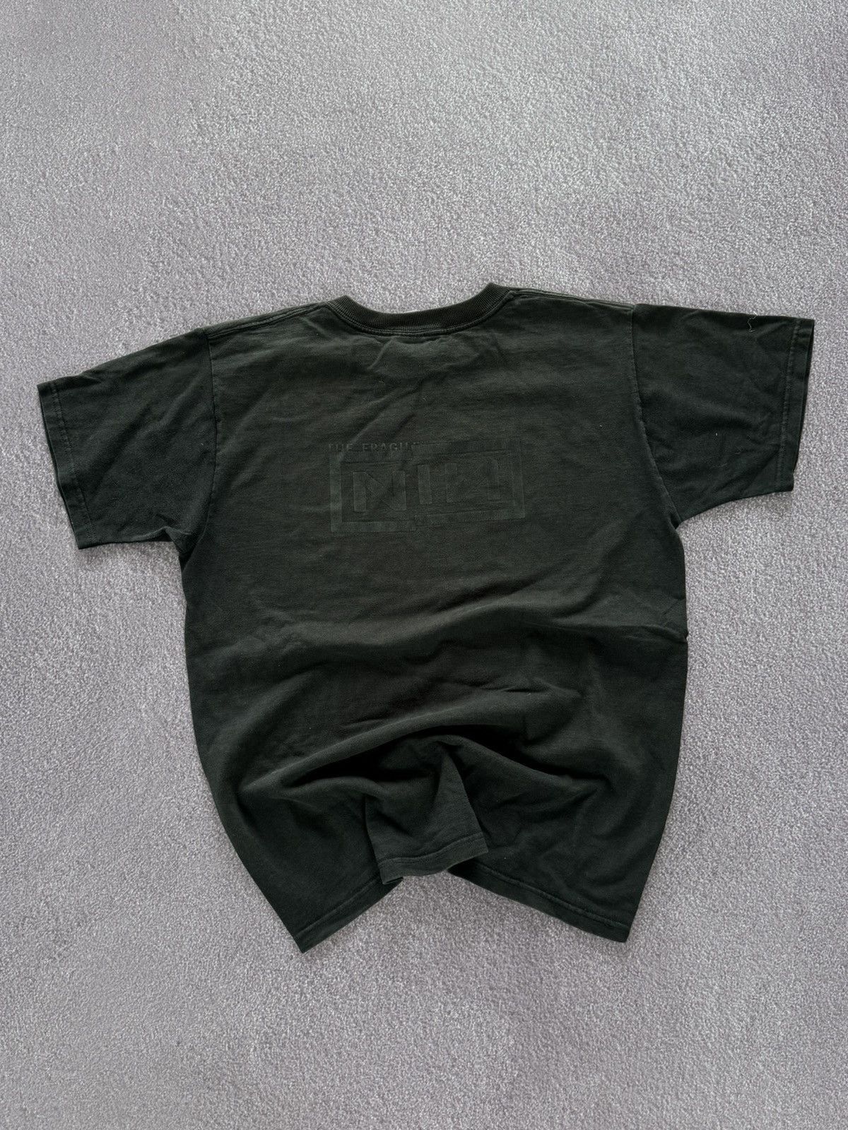Band Tees Vintage 1998 Nine Inch Nails t-shirt Size US M / EU 48-50 / 2 - 9 Thumbnail