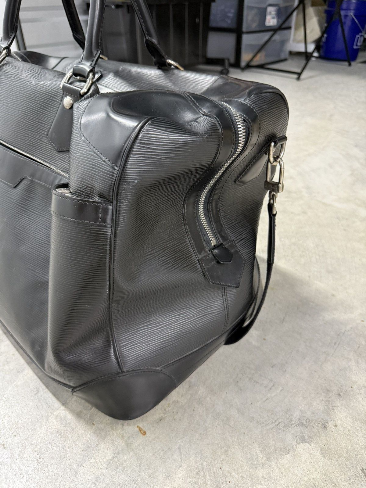 Louis Vuitton Louis Vuitton Epi Leather Duffle Bag Size ONE SIZE - 6 Thumbnail