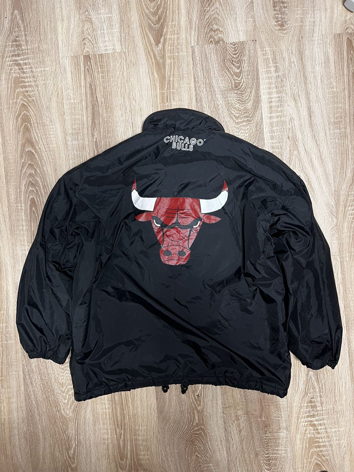 NBA Vintage Chicago bulls NBA light jacket Size US L / EU 52-54 / 3 - 1 Thumbnail