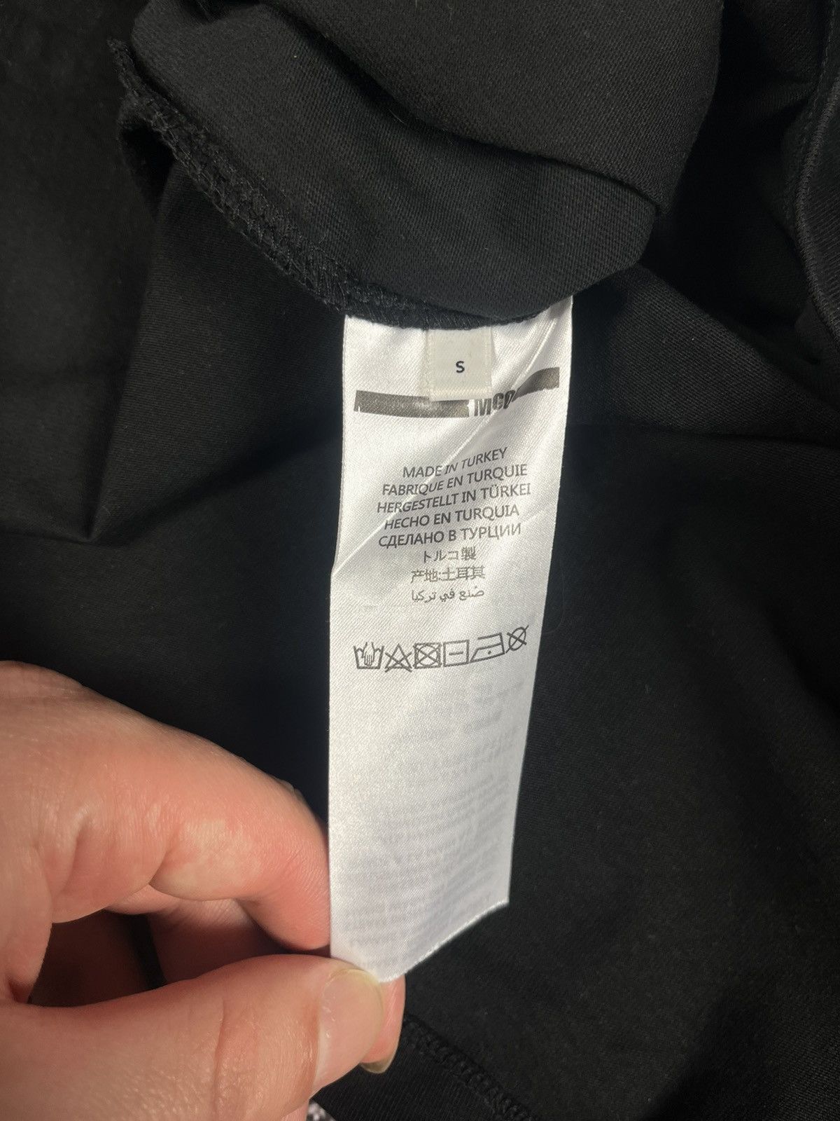 Alexander McQueen Alexander McQueen Monster Black T Shirt Size US S / EU 44-46 / 1 - 4 Thumbnail