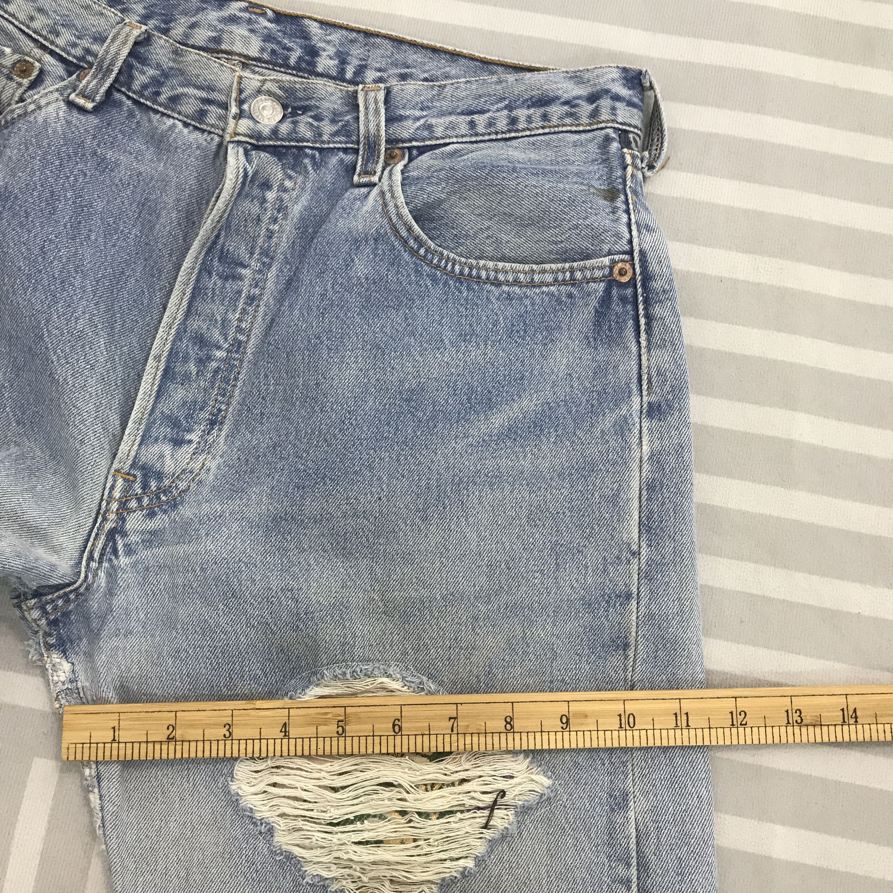 Levi's × Vintage Vintage Levi's 501 Ripped Distressed Denim Jeans pay Size US 31 - 9 Thumbnail