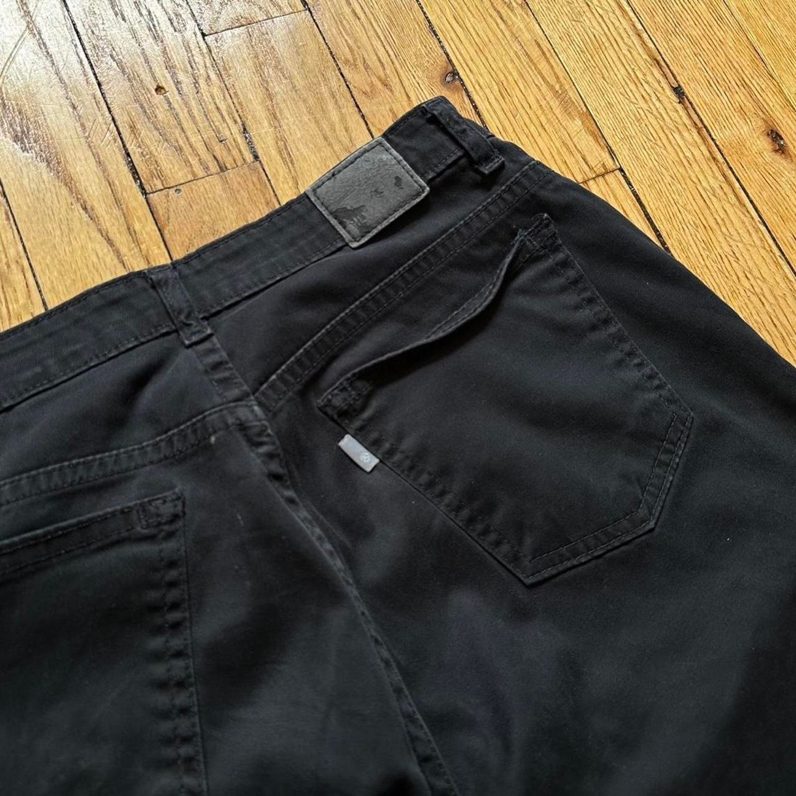 Levi's × Vintage Vintage 90s Y2K Black Low Rise Flare Levi’s Silvertab Pants Size 27" / US 4 / IT 40 - 6 Thumbnail