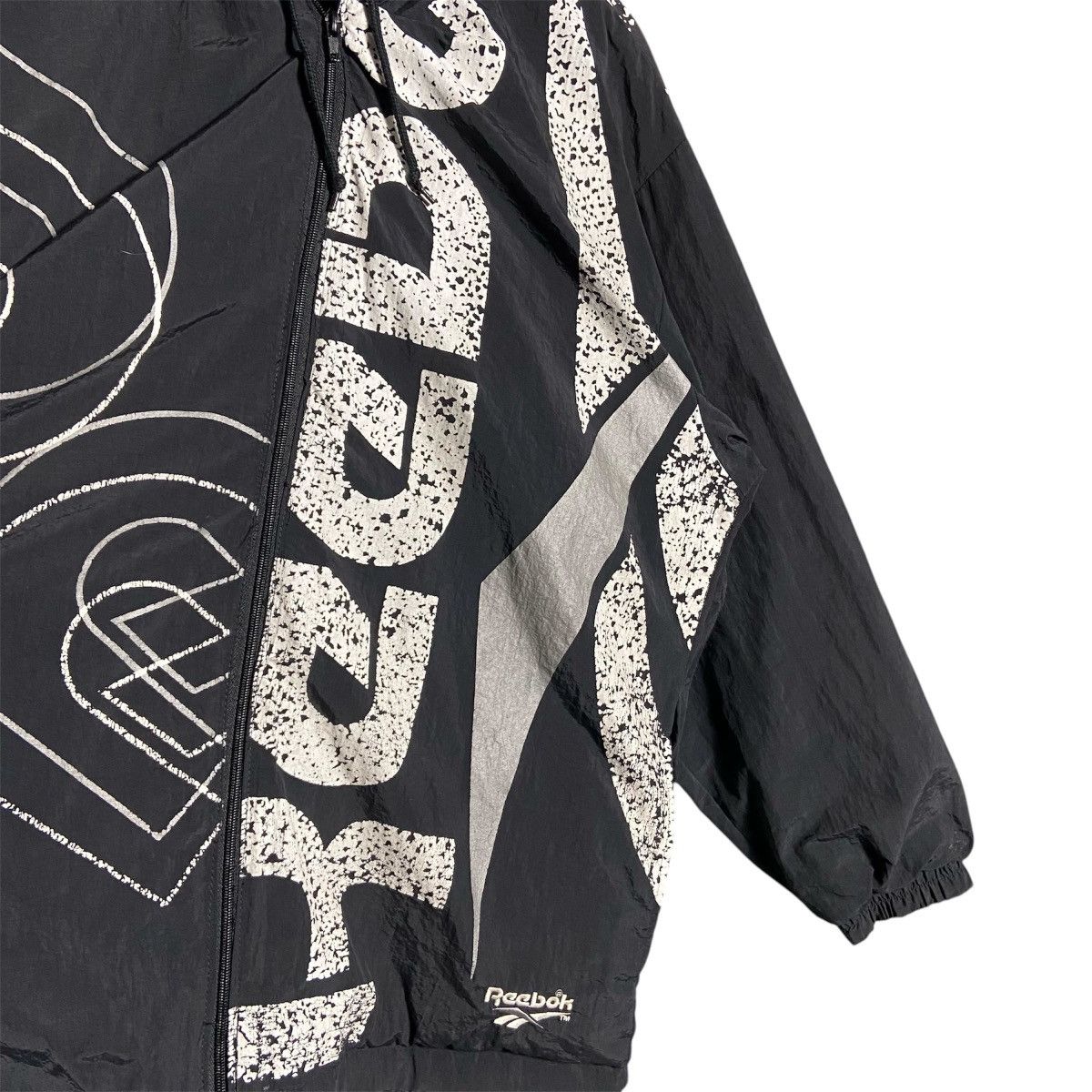 Reebok × Vintage Vintage 90s Reebok All Overprinted Full Zip Hoodie Jacket Size US L / EU 52-54 / 3 - 3 Thumbnail